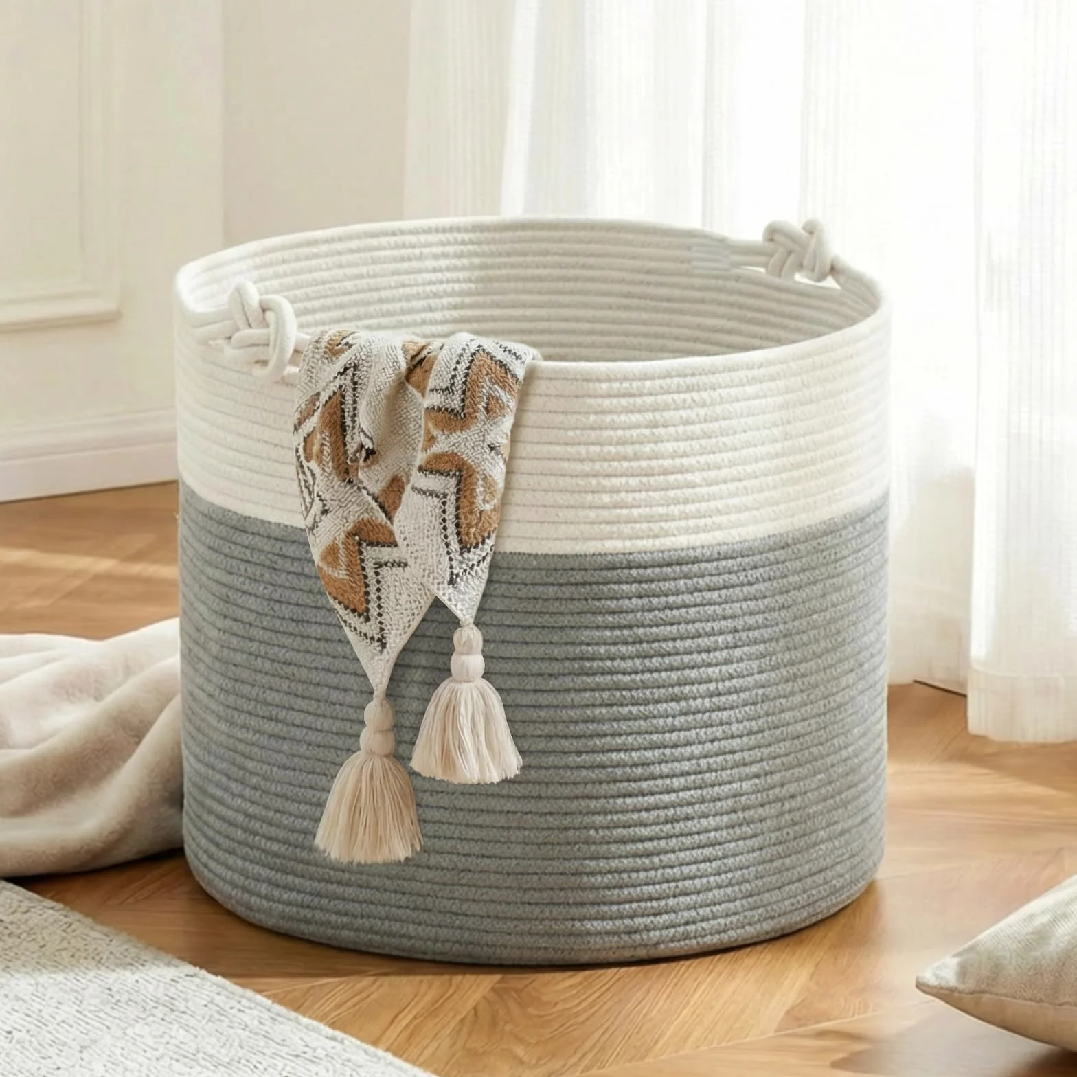 COSYLAND Cesto de Ropa Sucia de Cuerda de Algodón D50 x H35 cm – Cesta para la Ropa Sucia con Asas – Cesto Plegable para Mantas, Juguetes y Lavandería – Blanco Crema y Gris Claro