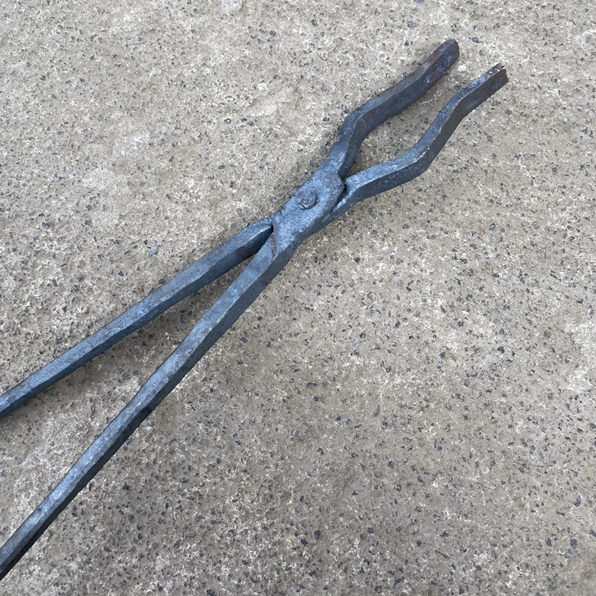 Tenaza de forja Pinzas de herrero Pinzas planas Pinzas de herrero de nariz redonda Tenaza de forja de 40-100cm para Anvil Ingeniero Herrero Forja,50cm