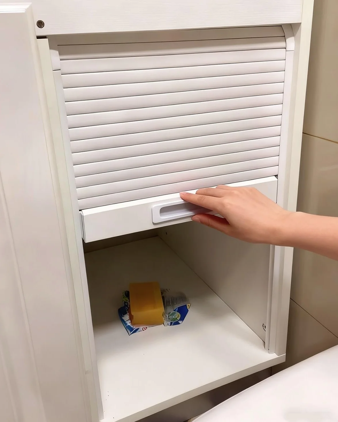 Puerta Plegable Kit de Repuesto para Puertas Tambour Armario, Mueble Enrollable Flexible con Riel y Manija, Panel Deslizante Plástico para, Furgoneta Camper(70x95cm/28x37in)