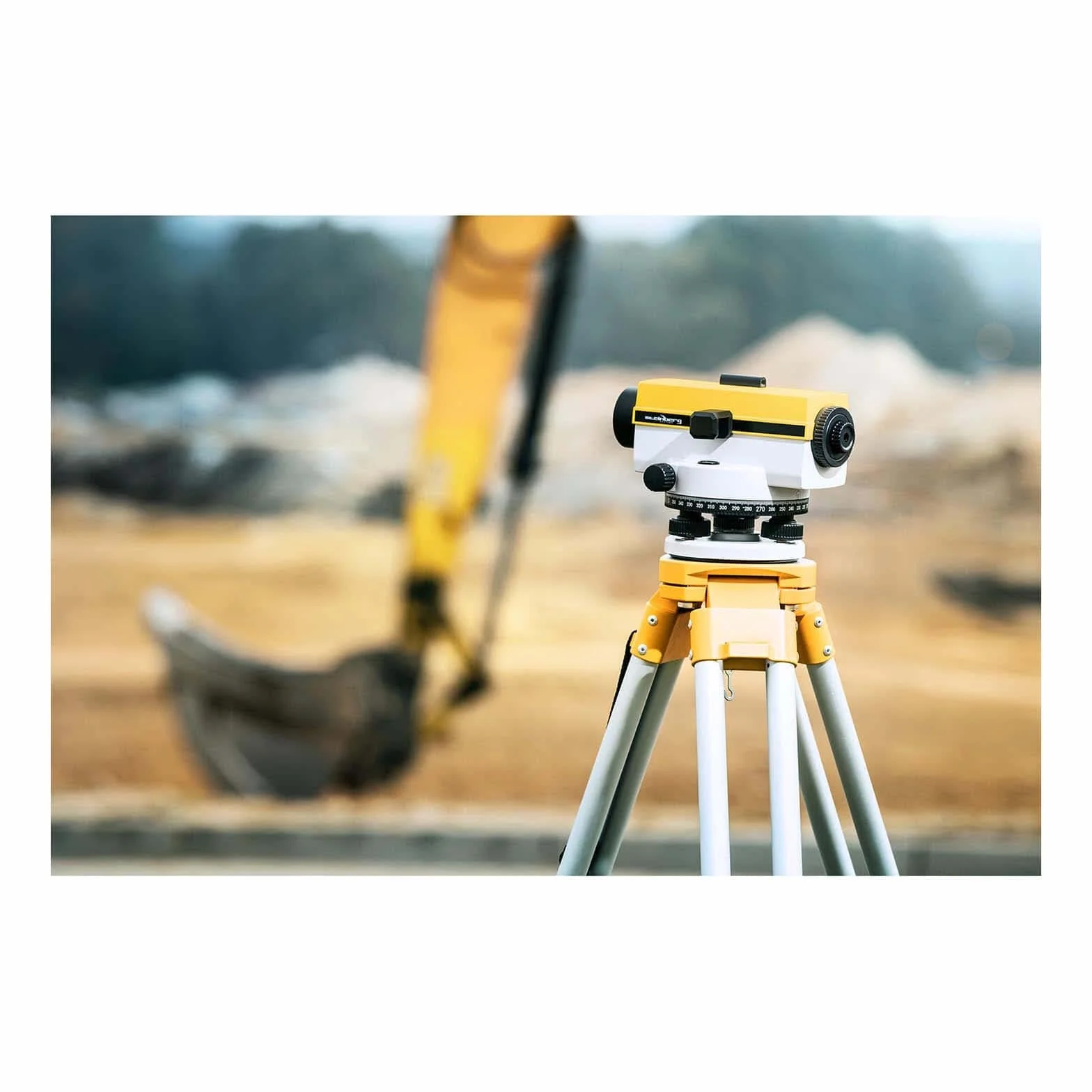 Steinberg Systems Nivel Óptico Para Topografía SBS-LIS-32/40 (Con trípode y mira, 32 aumentos, Lente 40 mm, Desviación 1 mm, Compensador amortiguado por aire)