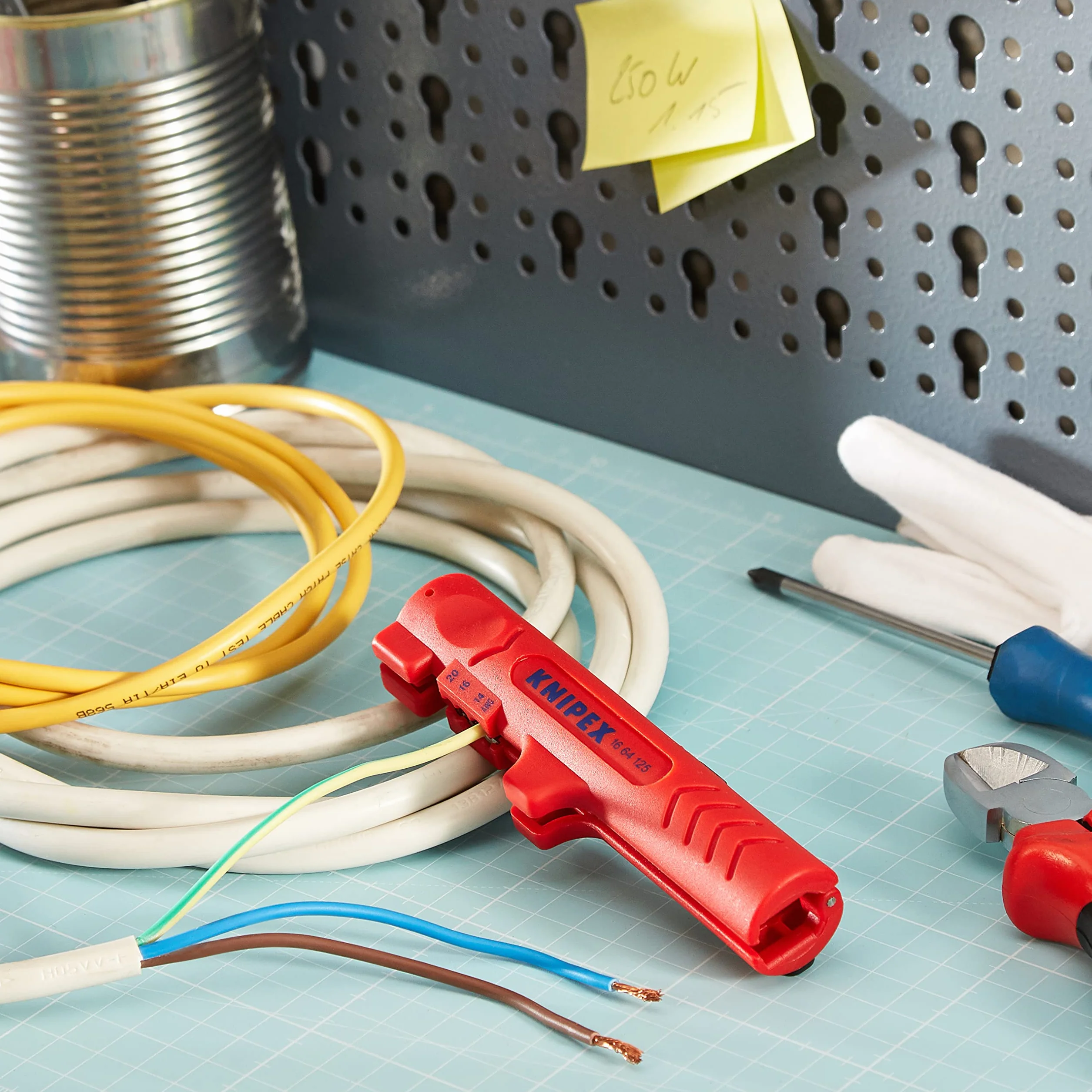 KNIPEX Pelacables para cables planos y redondos en blister 125 mm, 16 64 125 SB