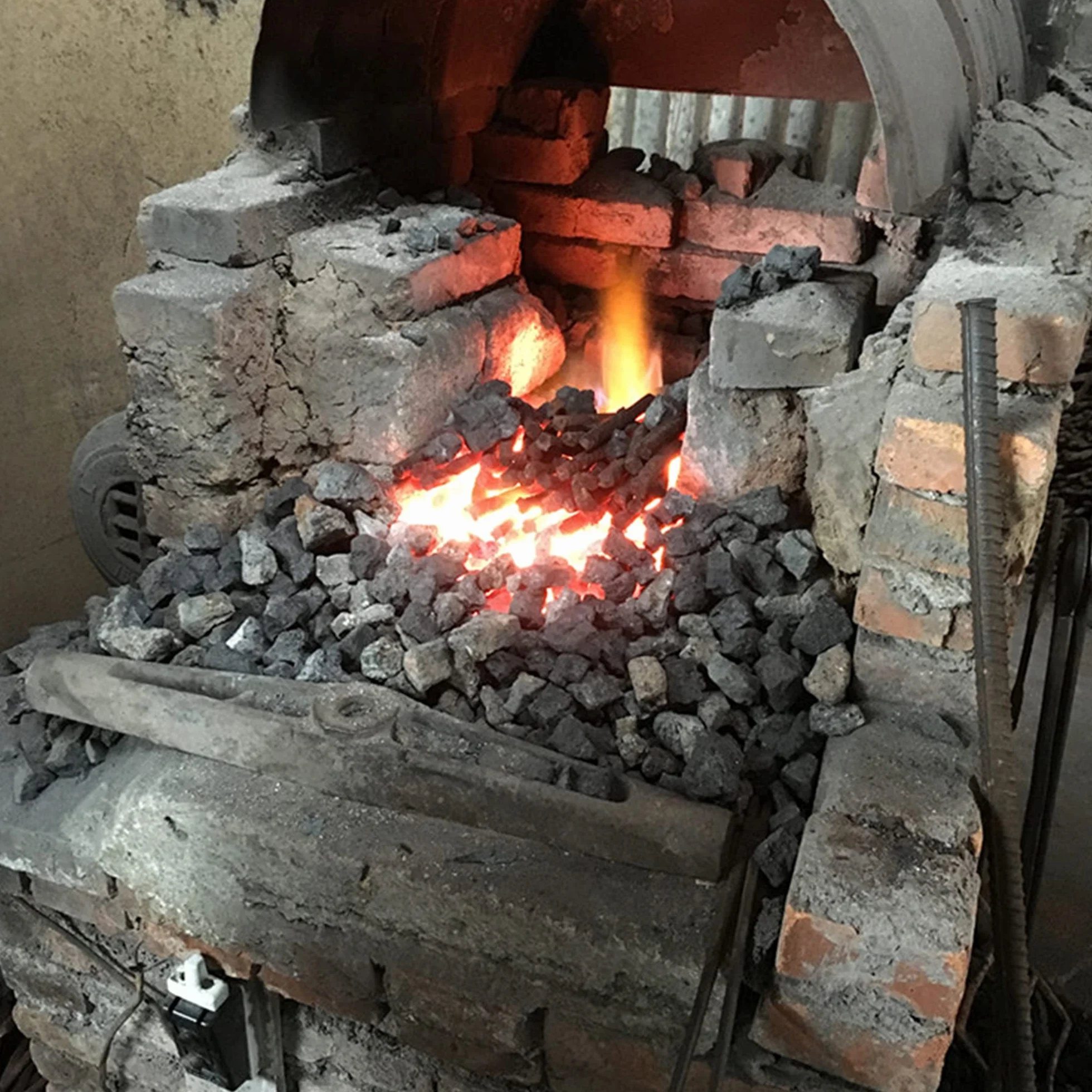 Tenaza de forja 500 mm de longitud Tenaza de forja Pinzas de herrero compensadas para forja de herrero puede ser ingeniero herrero calentado