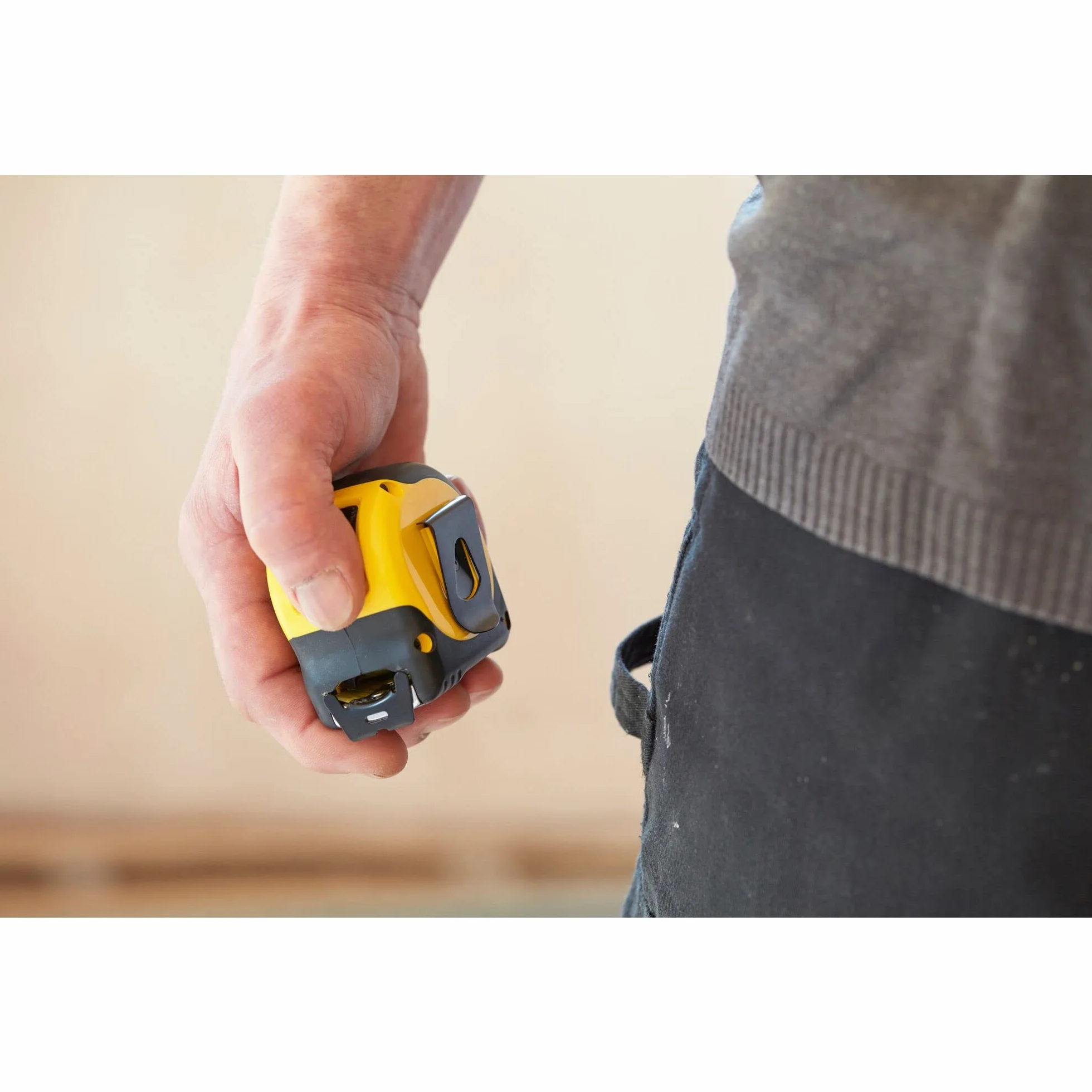 Stanley Flexómetro BladeArmor 10m x 32mm 0-33-811