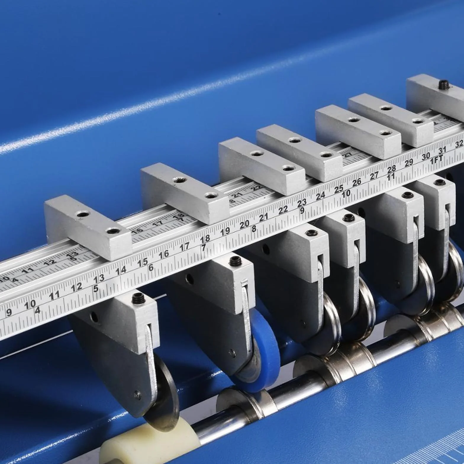 Máquina Plegadora Eléctrica 520 mm con Ajuste de Profundidad, Marcado y Perforador de Papel