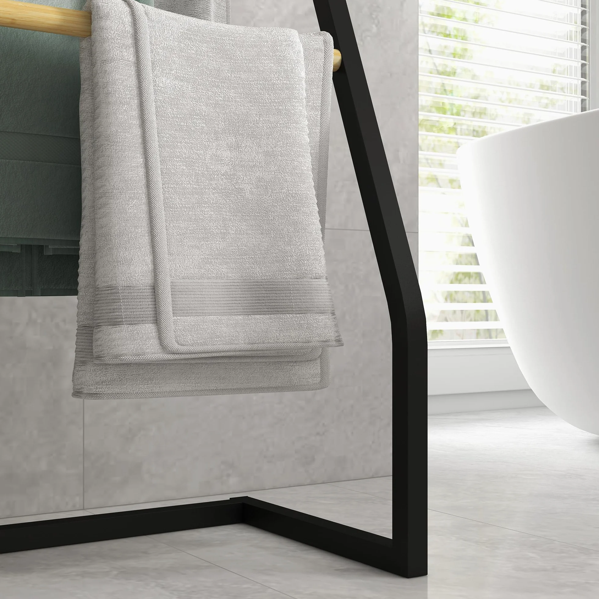 HOMCOM Toallero de Pie Toallero para Baño con 4 Barras de Bambú y Acero para Lavadero 40,5x28x98 cm Negro y Natural