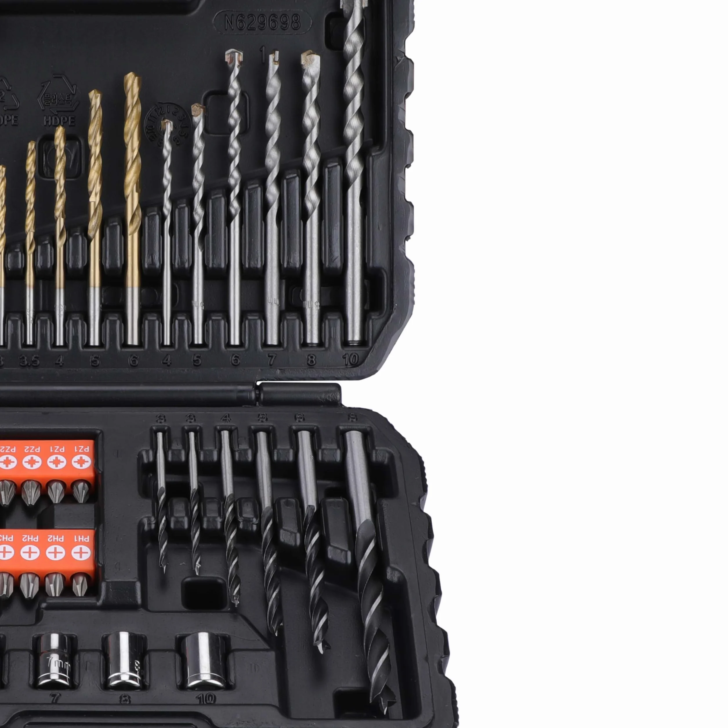 BLACK+DECKER Set de 50 Piezas para Atornillar y Taladrar: Brocas para Metal, Mampostería y Madera, Puntas de Atornillar, Llaves de Vaso, Adaptadores, Maletín Incluido,A7188-XJ