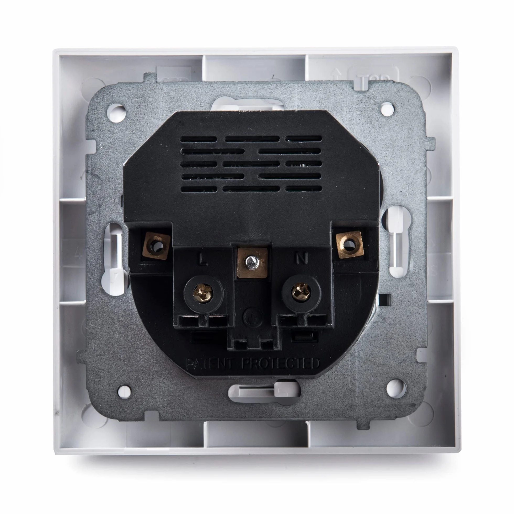 FAMATEL – Base + 2USB | Enchufe de empotrar | Serie Habitat 15 | Fácil instalación | Alta estanqueidad del producto | Protección Infantil | TT | 16A | 250V | Blanco