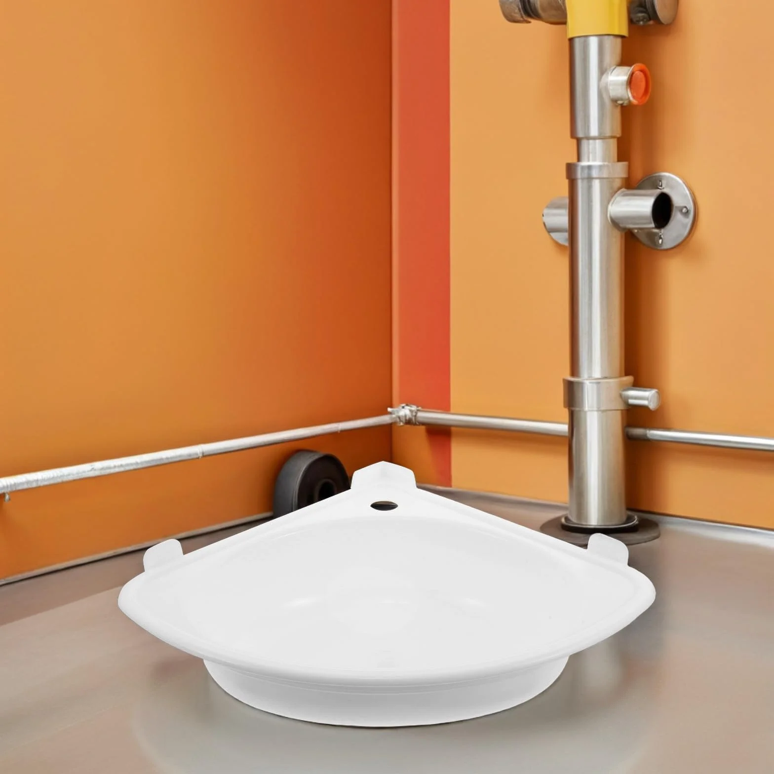 Lavabo triangular de pared de plástico 15,33 x 12,97 pulgadas con orificio para grifo.