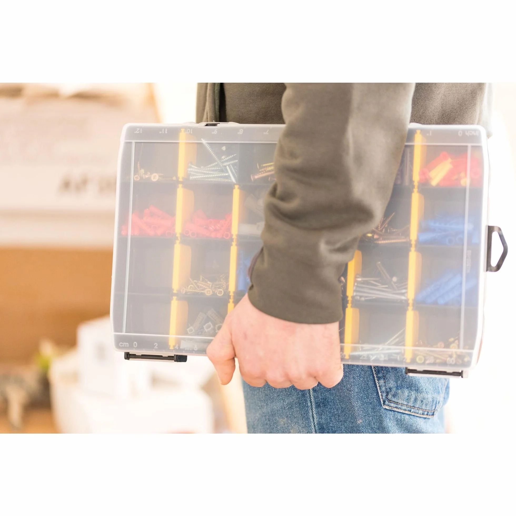 STANLEY Organizador básico con 17 compartimentos, divisores extraíbles, personalizable, regla marcada en la tapa, polipropileno de alto impacto, dimensiones 27,2x18,9x4,6 cm, STST81680-1