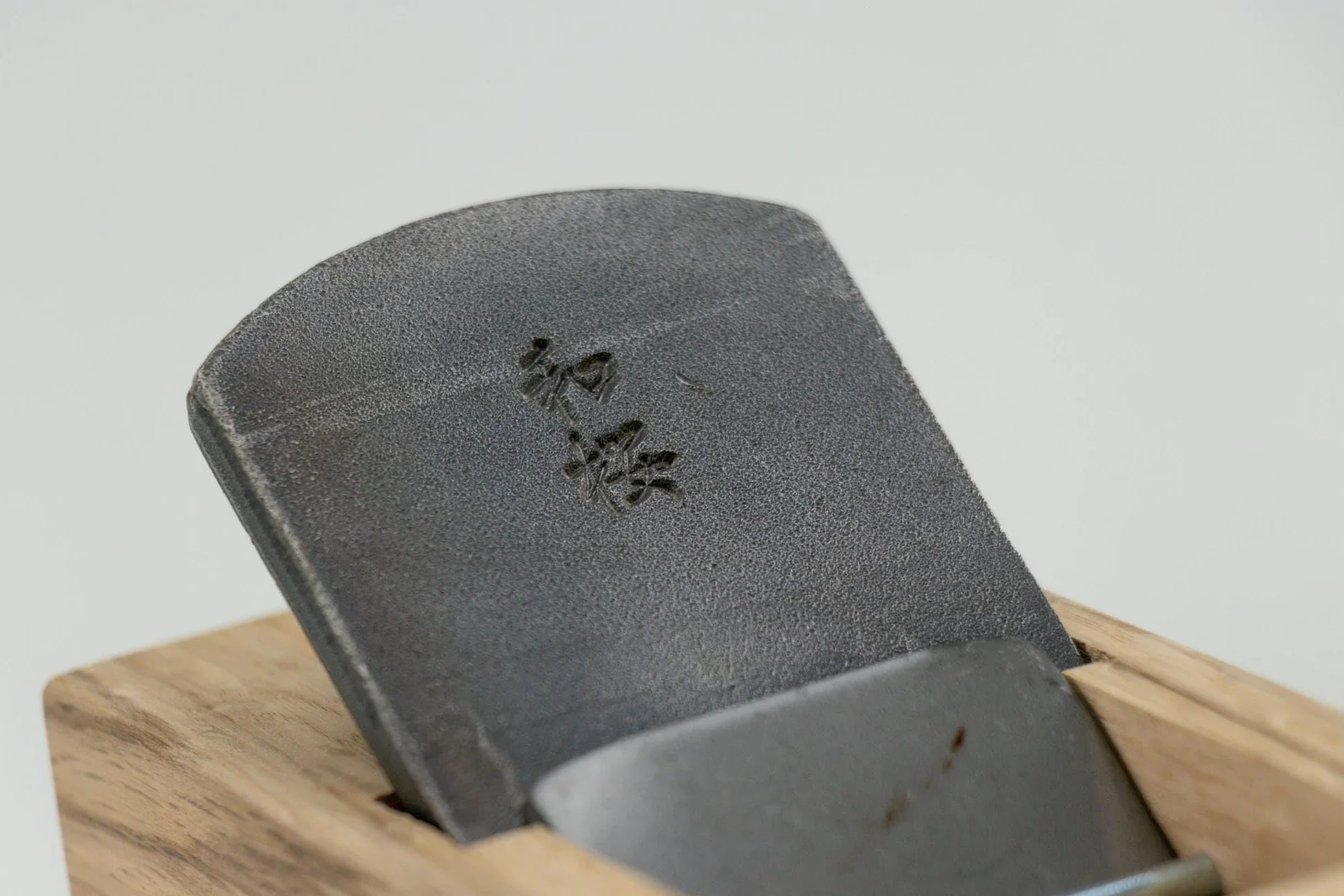 Cepillo manual japonés Wazakura, fabricado en Japón, cepillo de bloque Kanna manual para trabajar la madera, alisar, dar acabado, herramienta de carpintería (58mm)