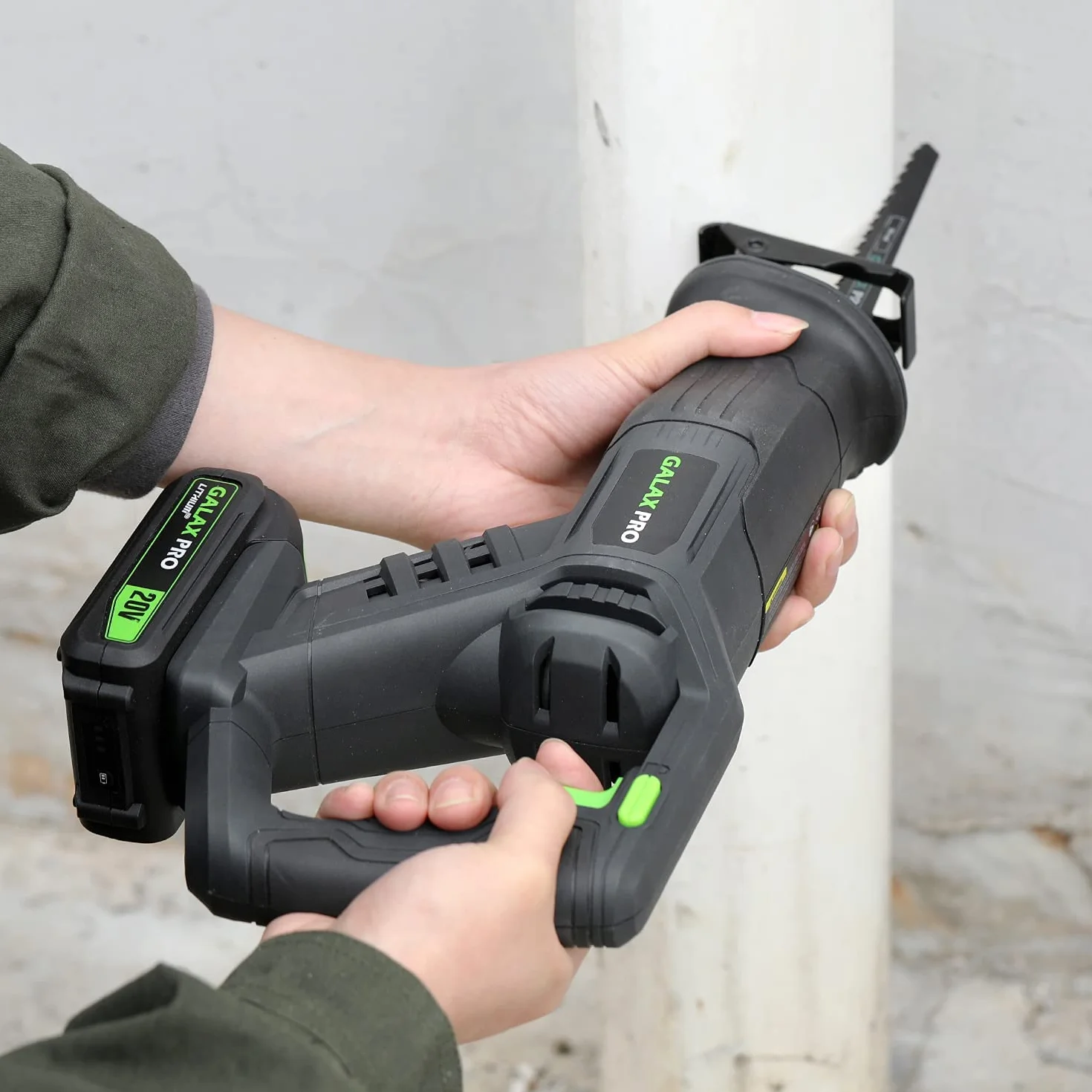 GALAX PRO Sierras alternativas, sierra de pilas,3000 SPM sierra alternativa con batería, profundidad de corte máxima de 150 mm, incluida batería 20 V DC 2.0 Ah, hoja