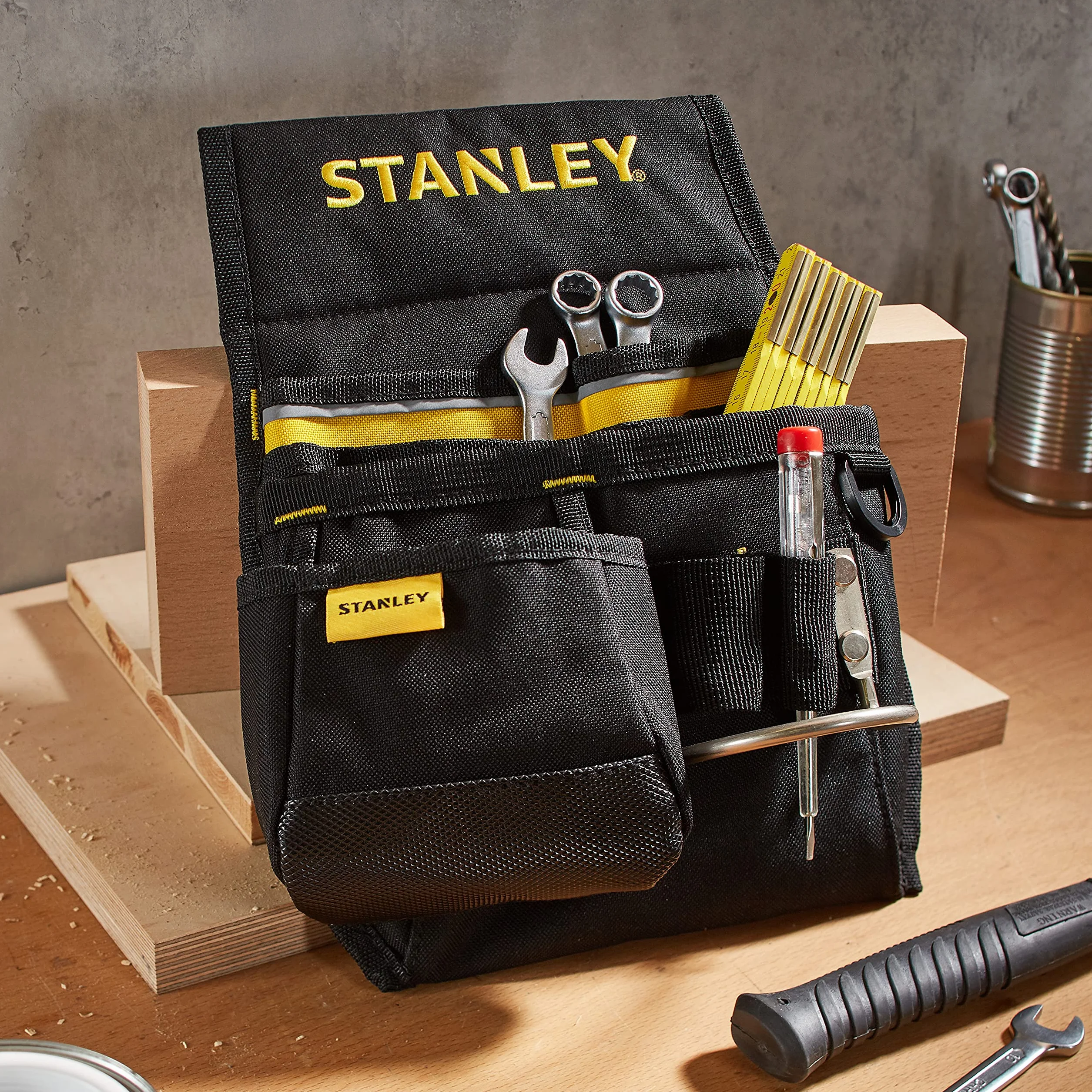 STANLEY Cinturón Portaherramientas de Nylon, Bolsa Resistente 600X600 Denier, Múltiples Compartimentos, Anillo Portamartillo, Acolchado Trasero, 1-96-181