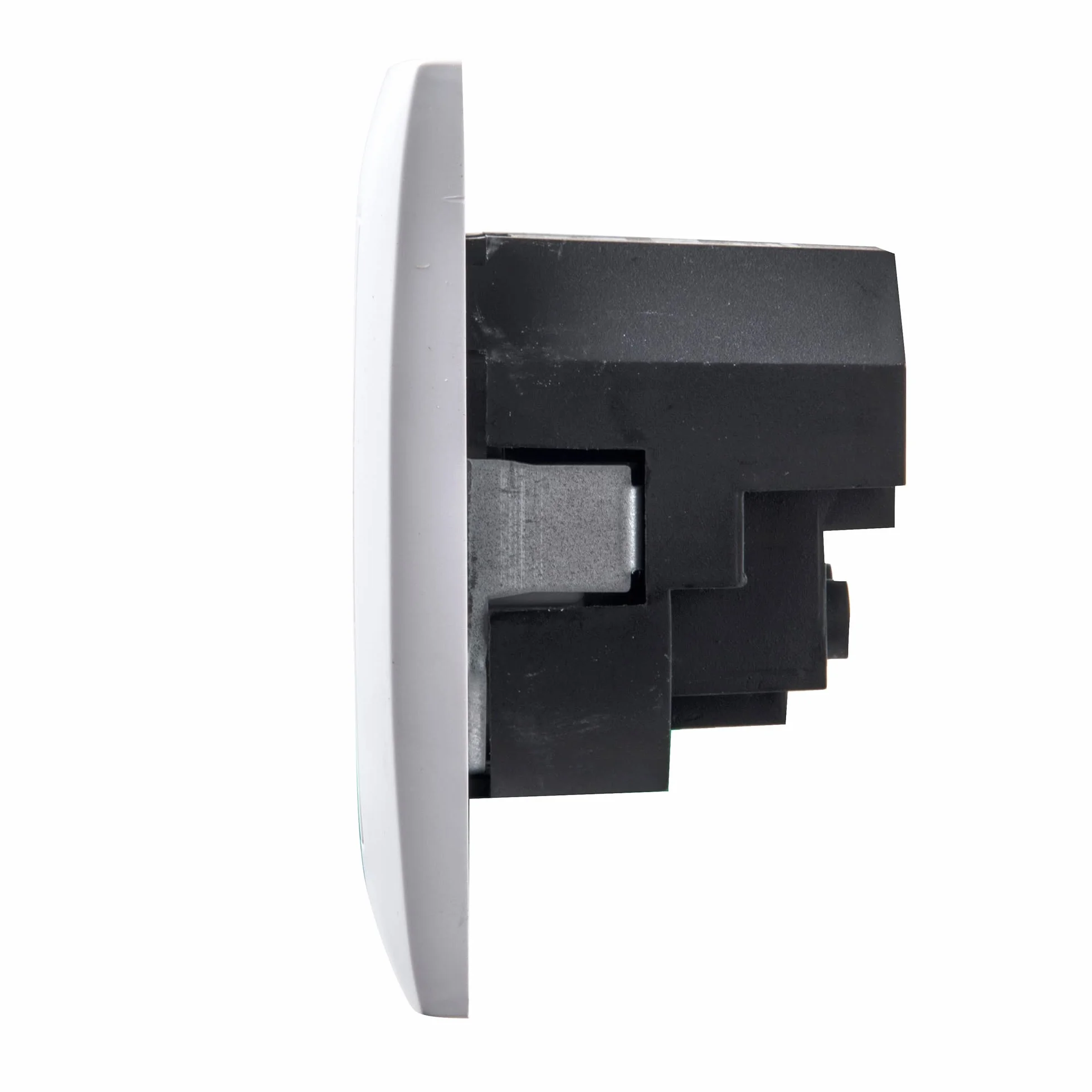 FAMATEL – Base + 2USB | Enchufe de empotrar | Serie Habitat 15 | Fácil instalación | Alta estanqueidad del producto | Protección Infantil | TT | 16A | 250V | Blanco