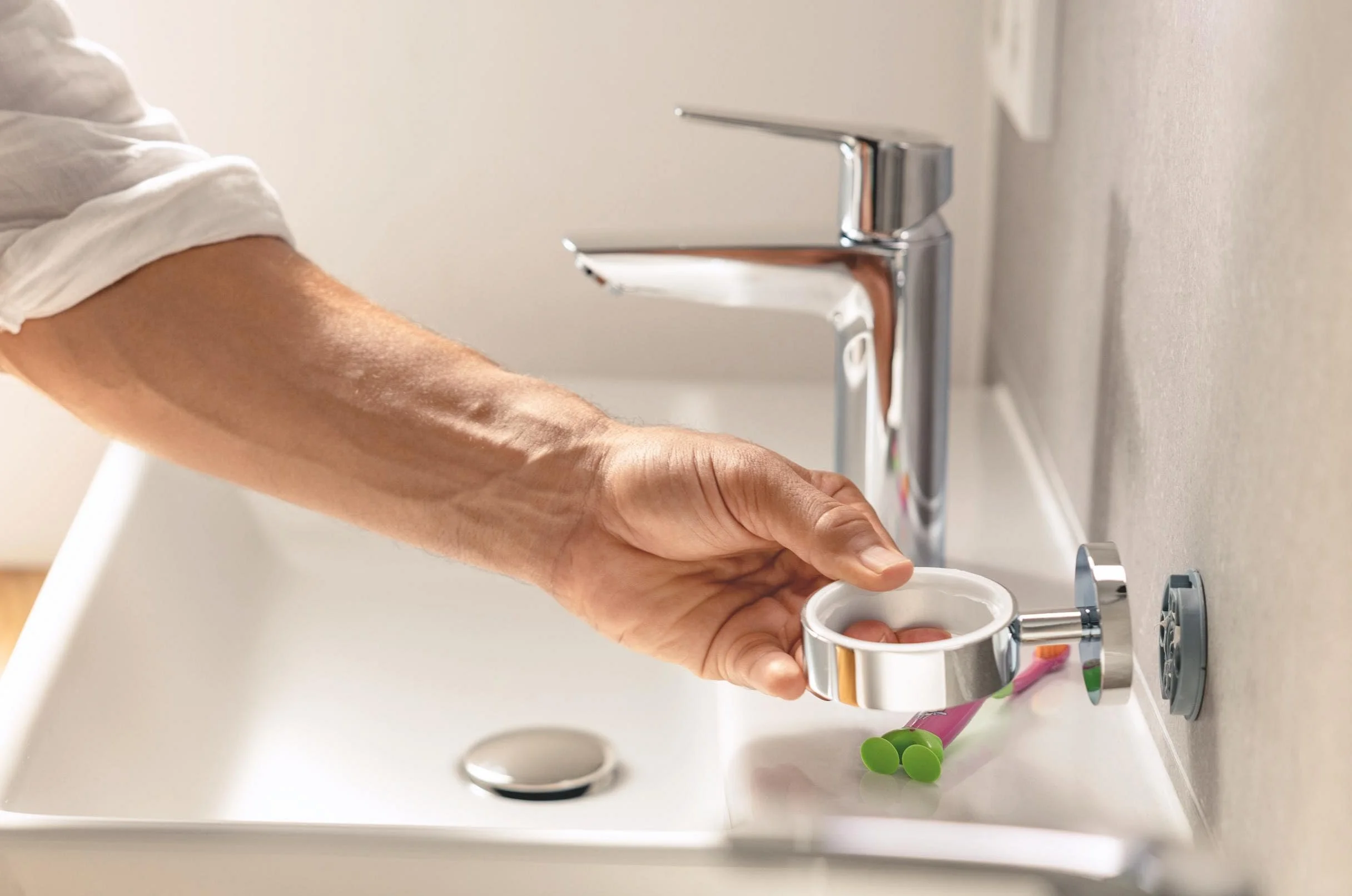 GROHE Placa de montaje de repuesto para taladrar o pegar para accesorios de baño GROHE Quickfix 40917000