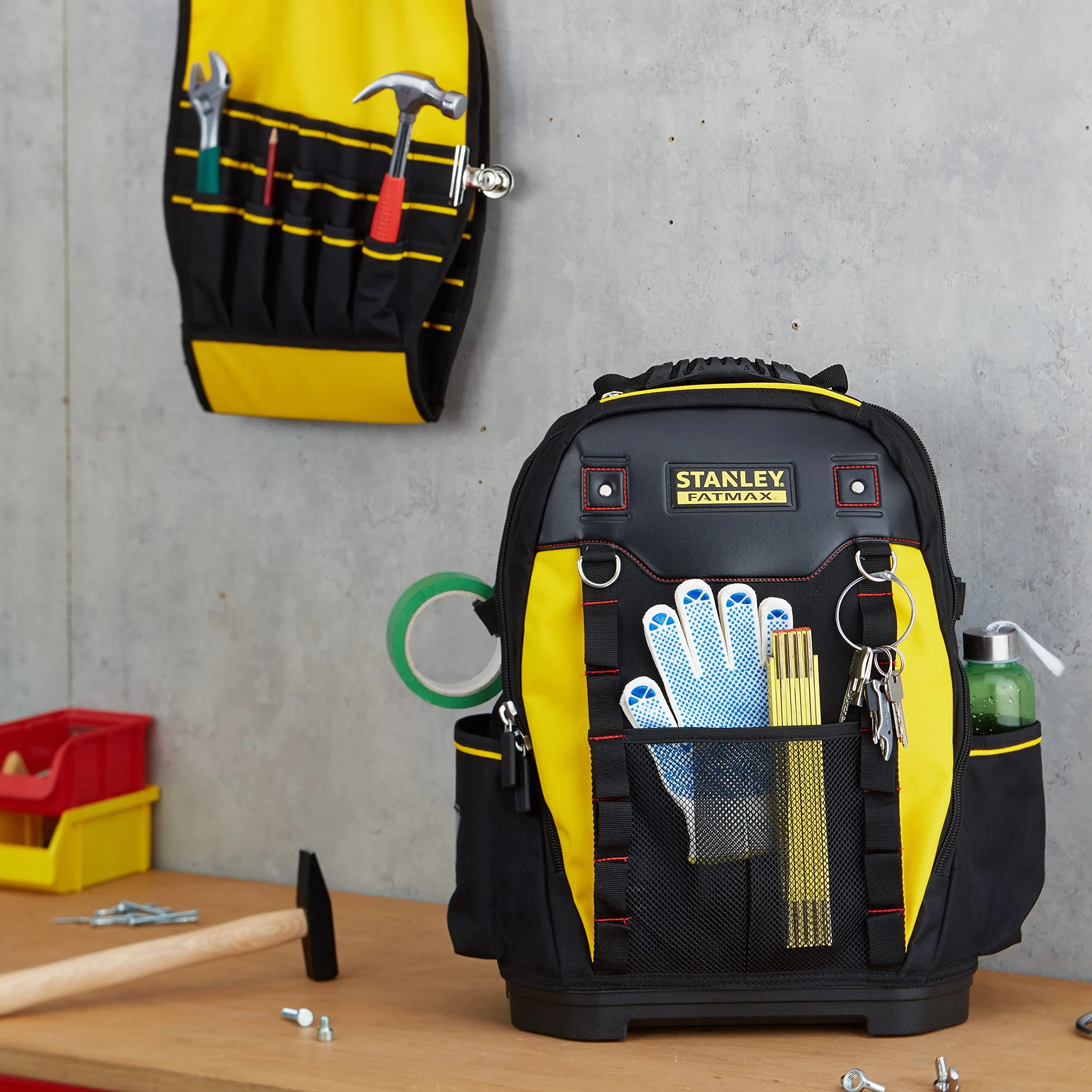 STANLEY FATMAX Mochila Porta Herramientas de Alta Resistencia, 1-95-611