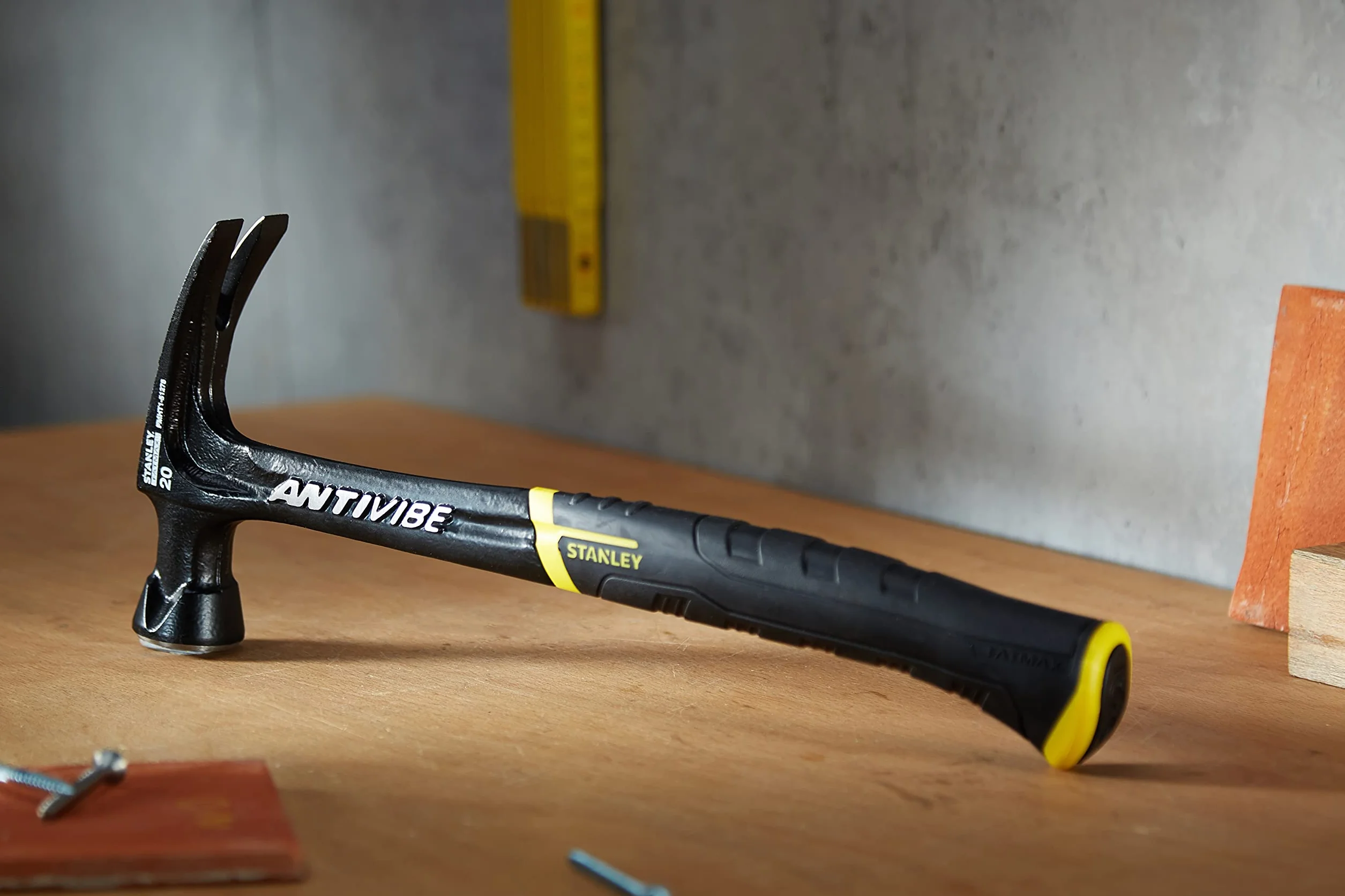 Stanley FMHT1-51278 - Martillo de carpintero