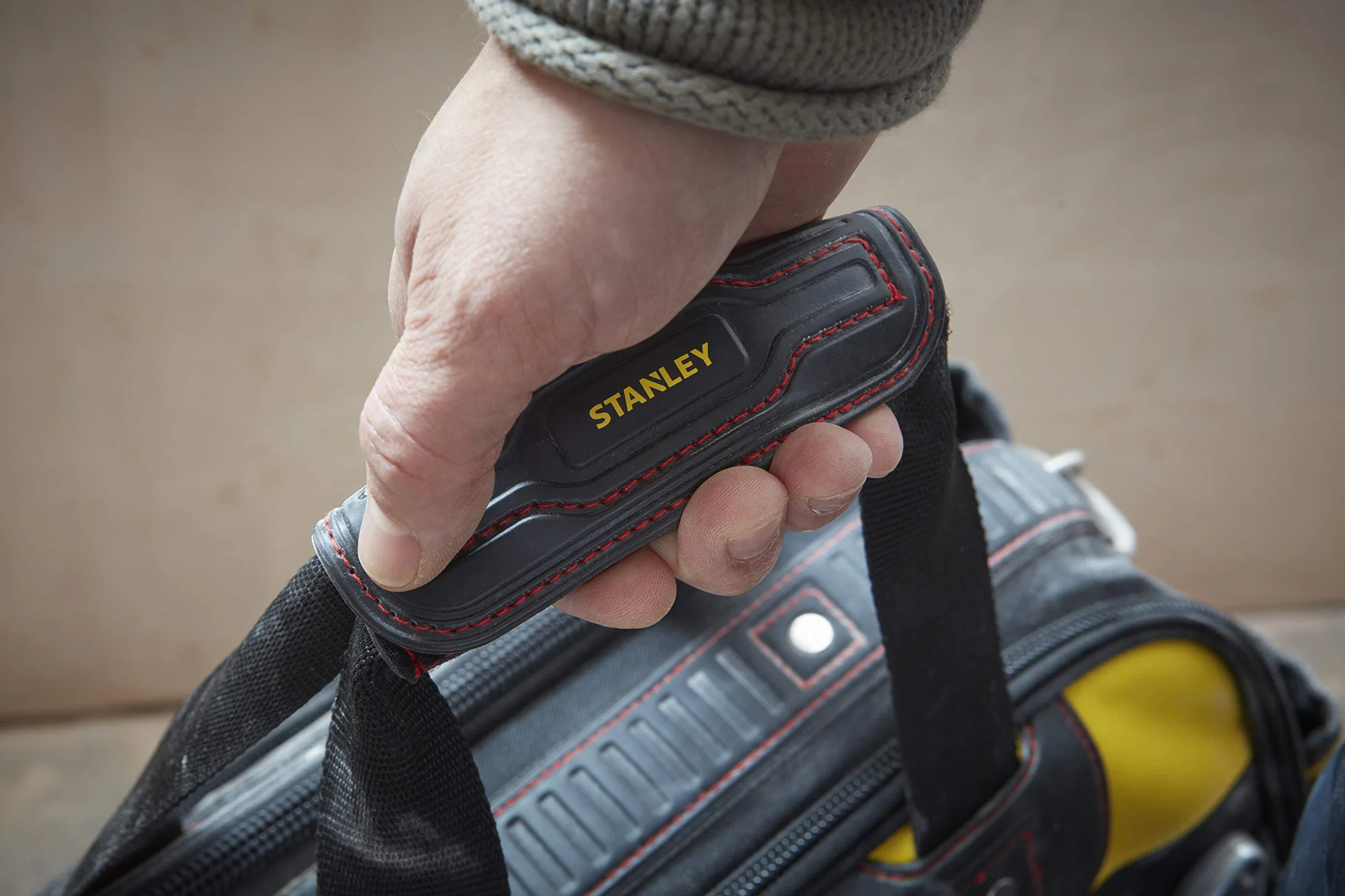 STANLEY FATMAX Bolsa de Herramientas Acceso Múltiple, Estructura Rígida, Tamaño 41x29x24 cm, Bolsillo frontal con cierre, Asa ajustable, Acceso a las herramientas, FMST1-73607