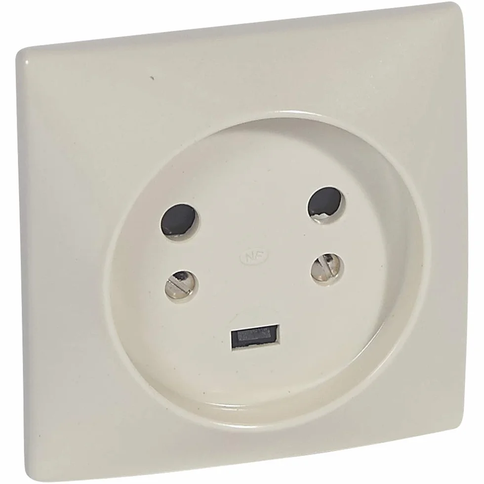 Legrand Bases Y Clavijas 055432 - Toma 2P+T, 20A