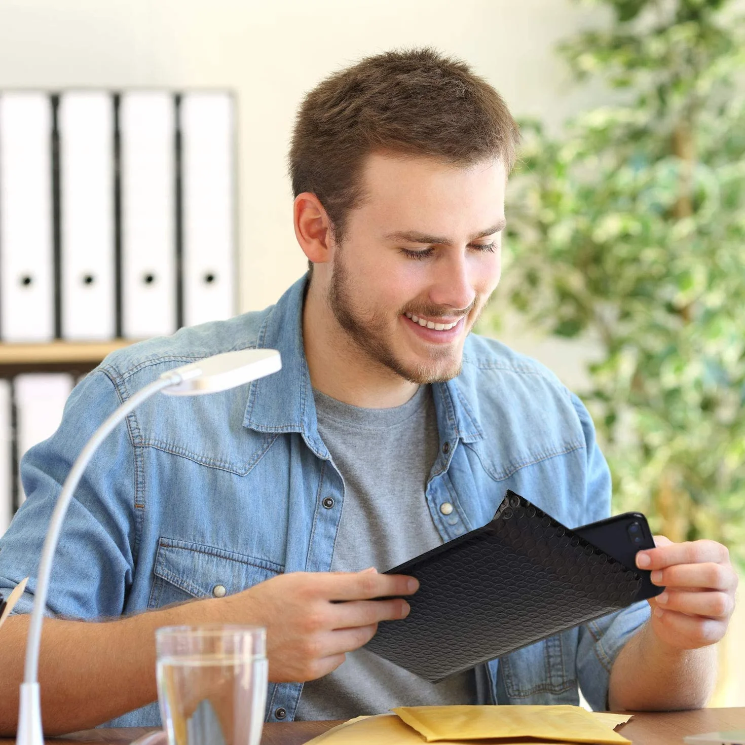 Sobres acolchados A6, bolsas de burbujas de polietileno 4x7 pulgadas, 50 unidades negras