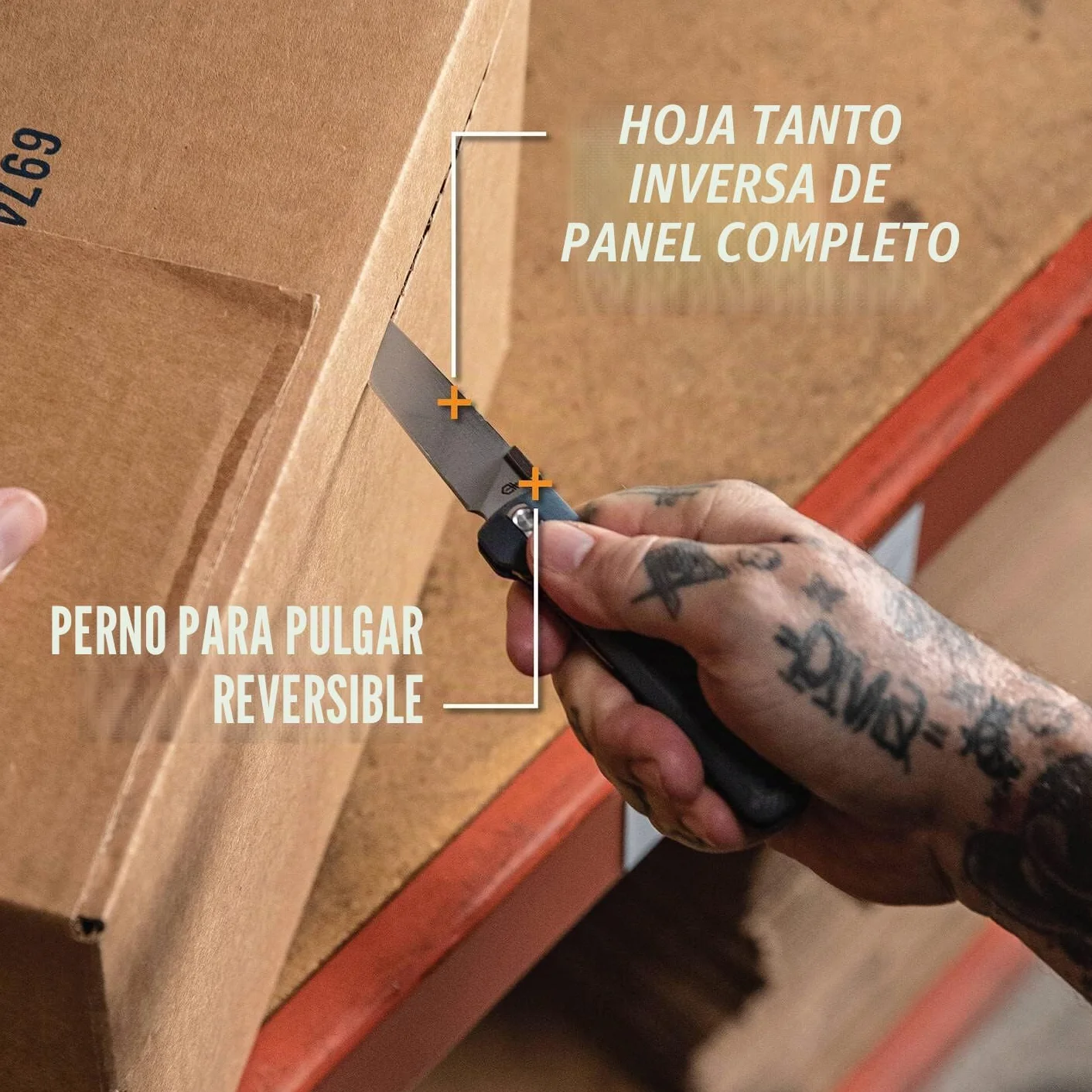Gerber Navaja de bolsillo con clip para cinturón, Pledge, hoja de acero inoxidable 7Cr17MoV con aspecto de tanto invertido, escamas del mango de nylon reforzado con fibra de vidrio