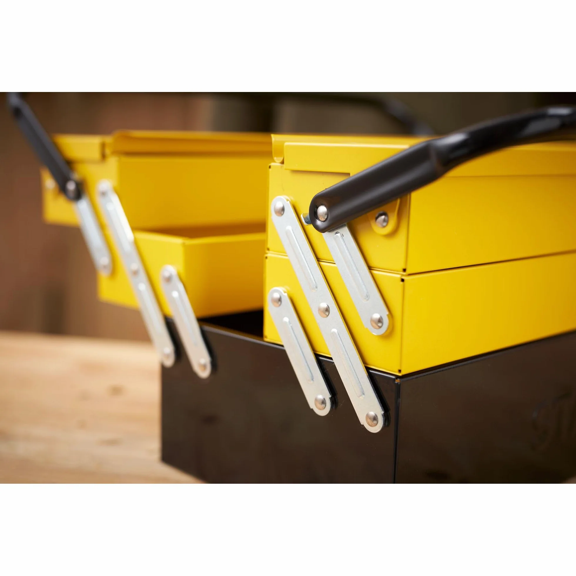 STANLEY - Caja de herramientas metálica de 5 cajones, Gran volumen de almacenamiento, Dos asas con bisagra, Sistema antipinzamiento, Dimensiones: 47.70 x 25.70 x 22.10 cm, 1-94-738