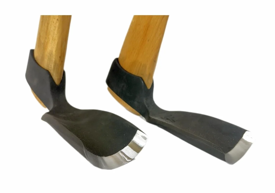 Conjunto de 2 azuelas de talla de madera para cuencos: una azuela pequeña y una azuela grande, ambas con biselado en el interior.