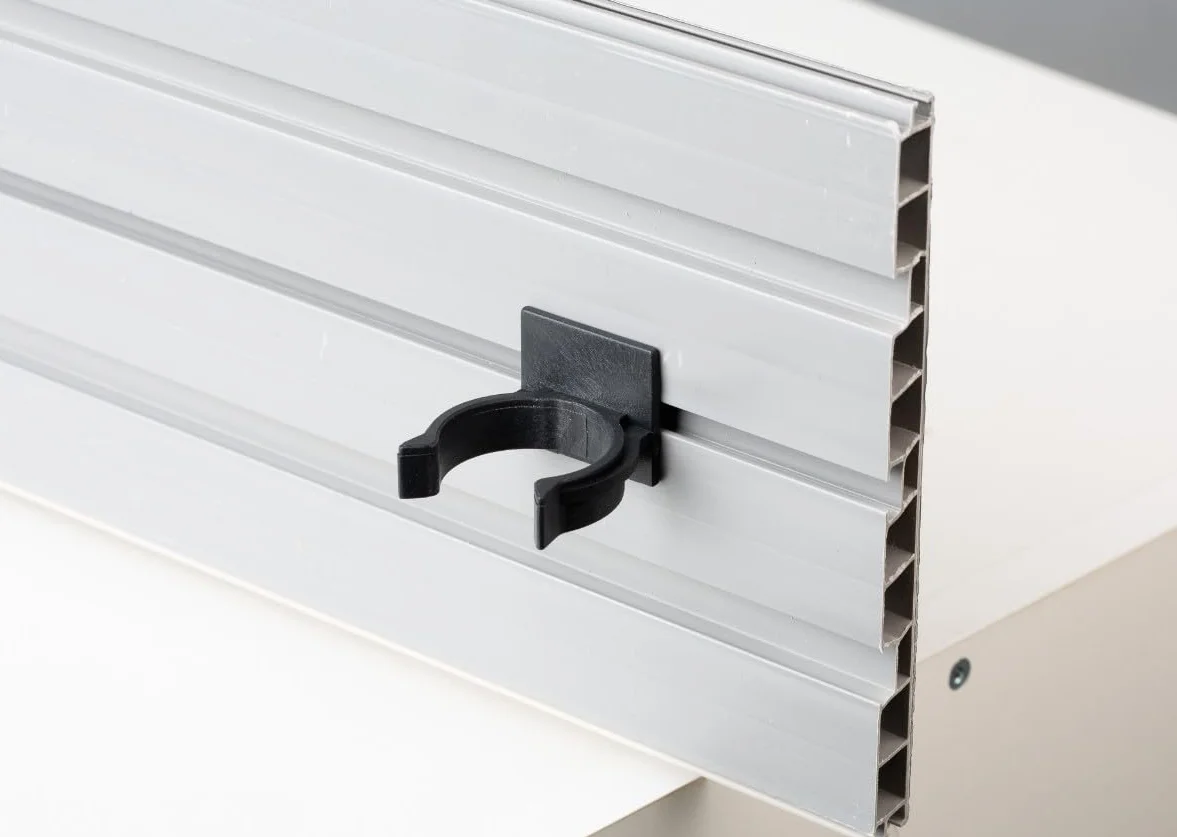 AZERODESIGN-Zocalo Cocina- Rodapie PVC -Rodapie Aluminio Cepillado- Disponible en Varios Colores y Medidas-Incluye Goma Transparente Inferior -Rodapie Cocina (ALUMINIO, 165MM X 2 MTS)
