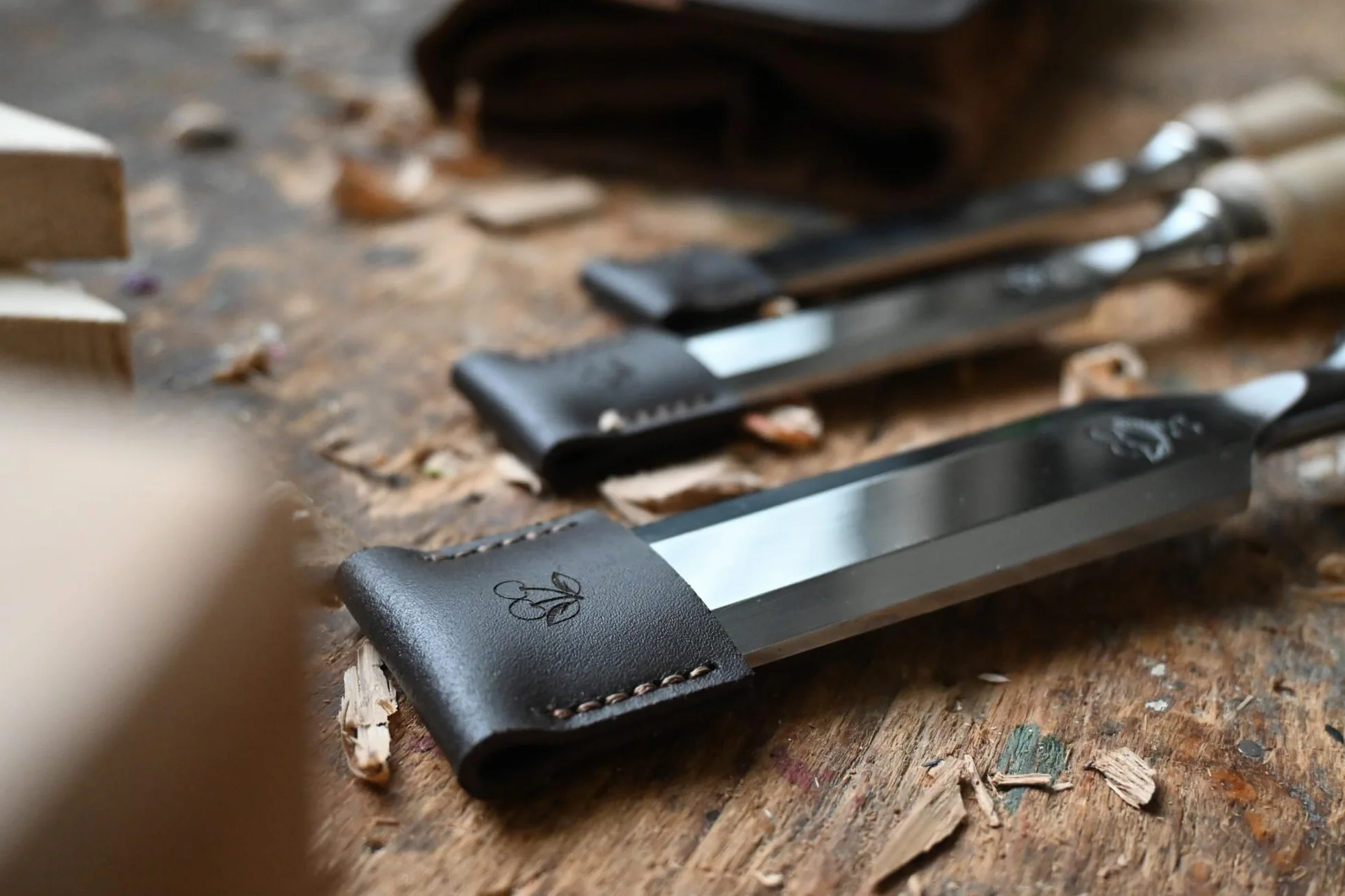 Kirschen Protector de corte: protección para cinceles con hoja de 50 mm de ancho y cincel de carpintero Nero en 45 y 50 mm, protector de hoja de piel, protector de cuchillo, 8505050