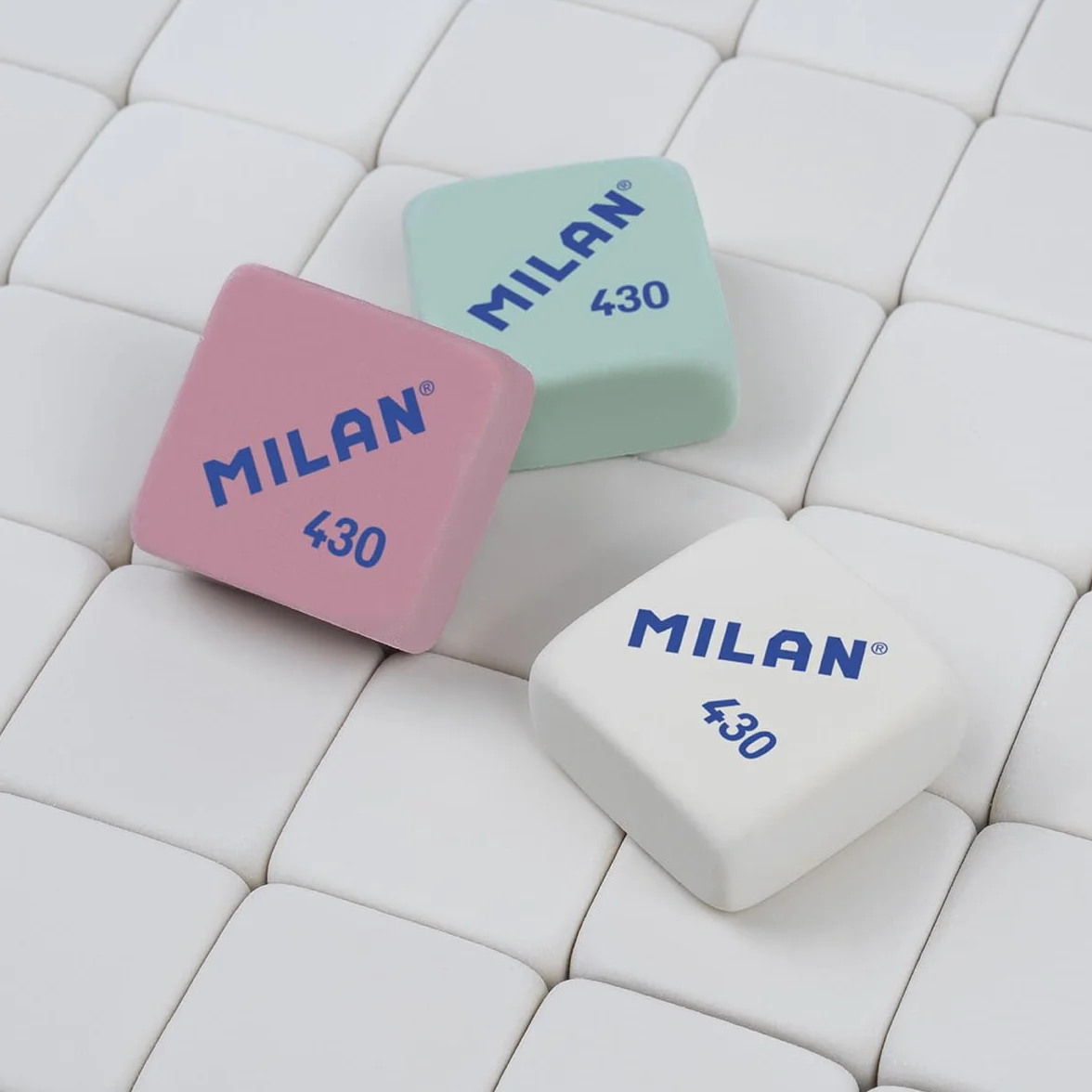 MILAN Caja 30 gomas miga de pan 430 cuadradas