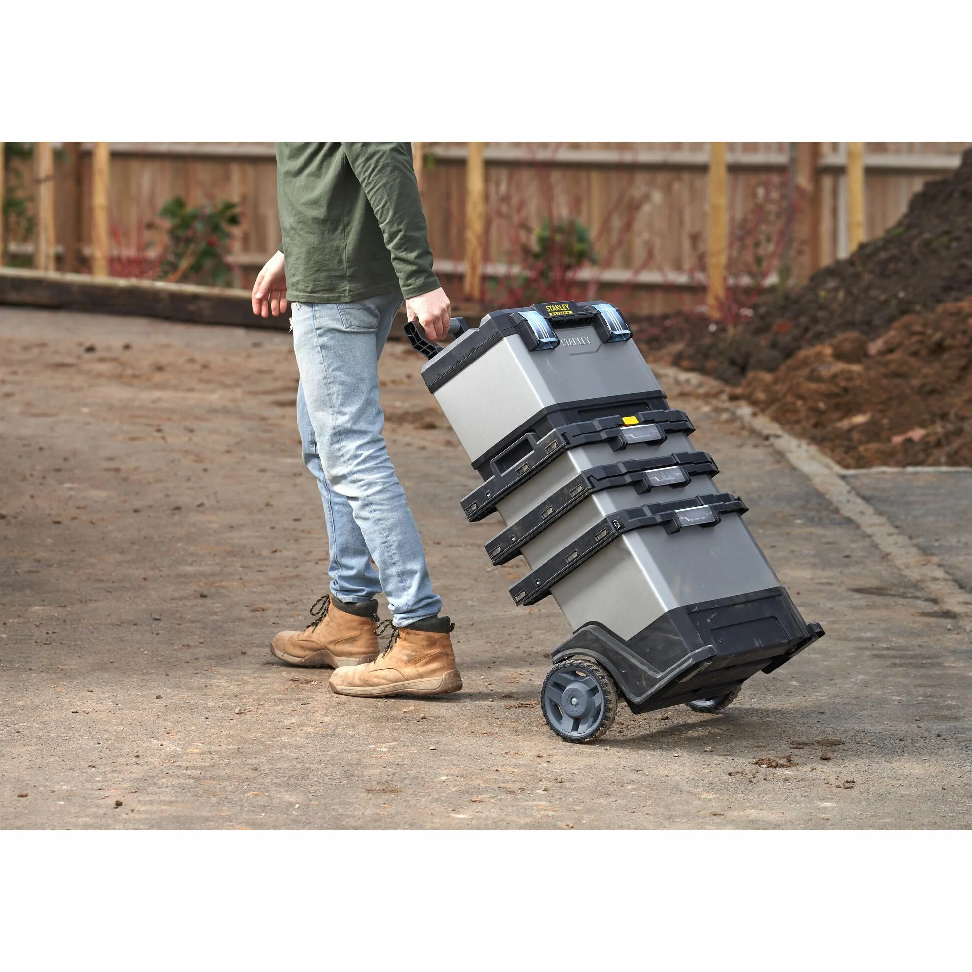 STANLEY FATMAX Taller Móvil Metálico, Carro de Herramientas, Caja Versátil para Piezas Pequeñas y Grandes, Ruedas 17cm, Cierres Metálicos Antioxidantes, 1-95-622