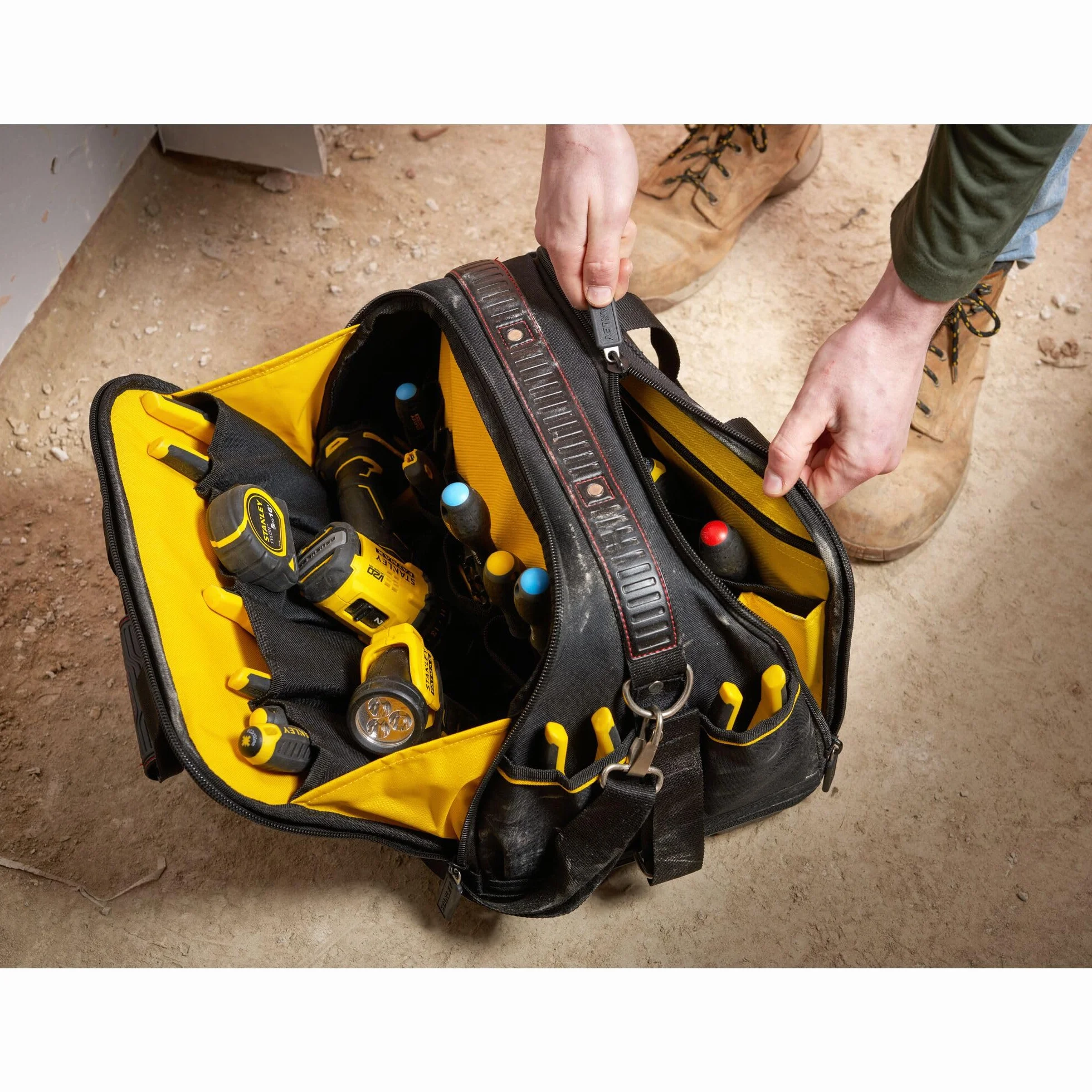 STANLEY FATMAX Bolsa de Herramientas Acceso Múltiple, Estructura Rígida, Tamaño 41x29x24 cm, Bolsillo frontal con cierre, Asa ajustable, Acceso a las herramientas, FMST1-73607