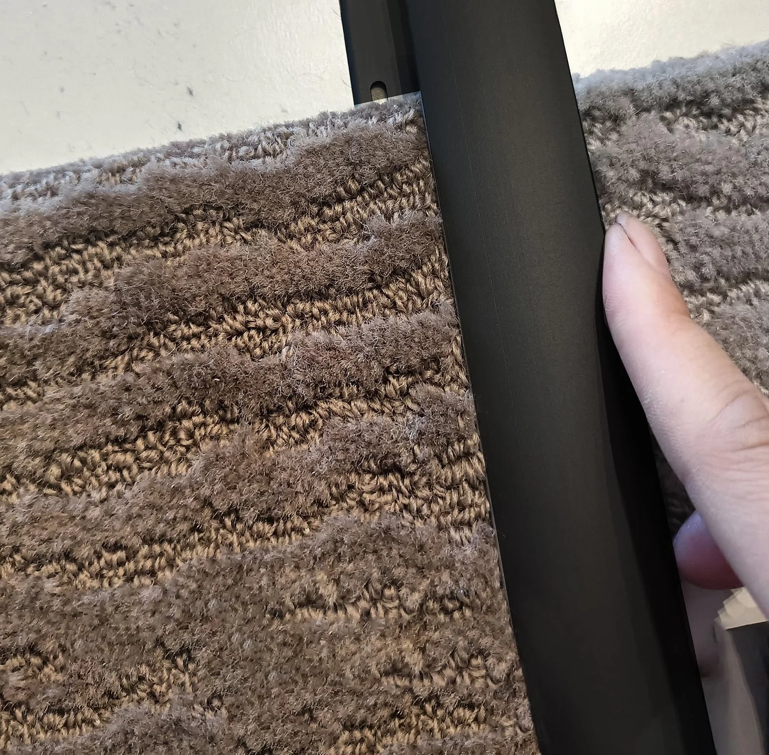 Perfil de Transición para Suelo Moldura de Borde de Alfombra con Barra en Z con Orificio Pretaladrado y Tornillo, Tira de Transición Fija para Moldura de Alfombra, Tiras Metálicas de Unión para Bordes