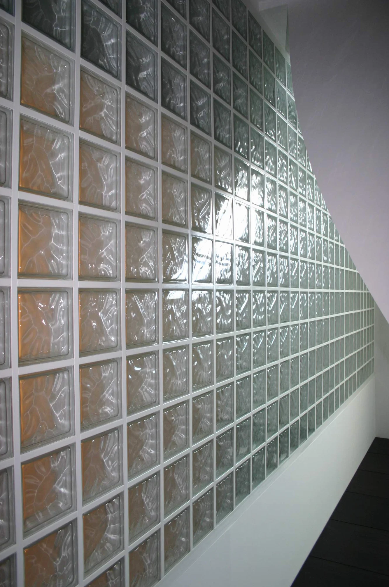 Bloque de vidrio Smart Wave Ondulado Transparente | cm 24x24x8 | Unidad de venta 1 caja de 4 pzas