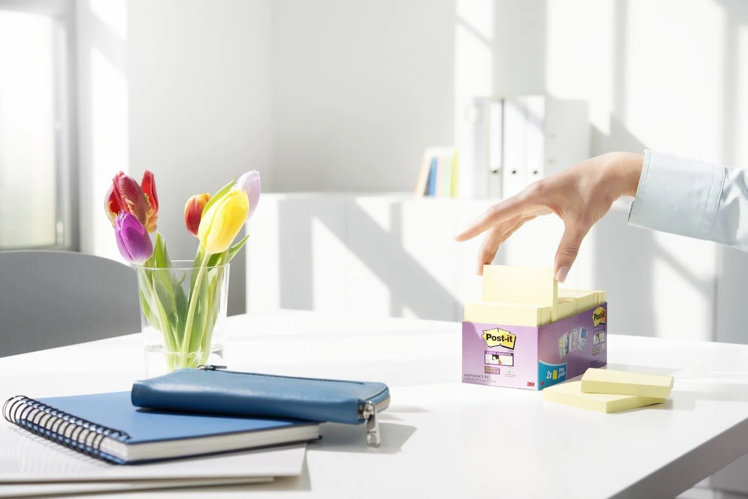 Post-it Super Sticky Notas, Canary Yellow, 76 mm x 76 mm, 90 hojas, 4 blocs + 2 Gratis