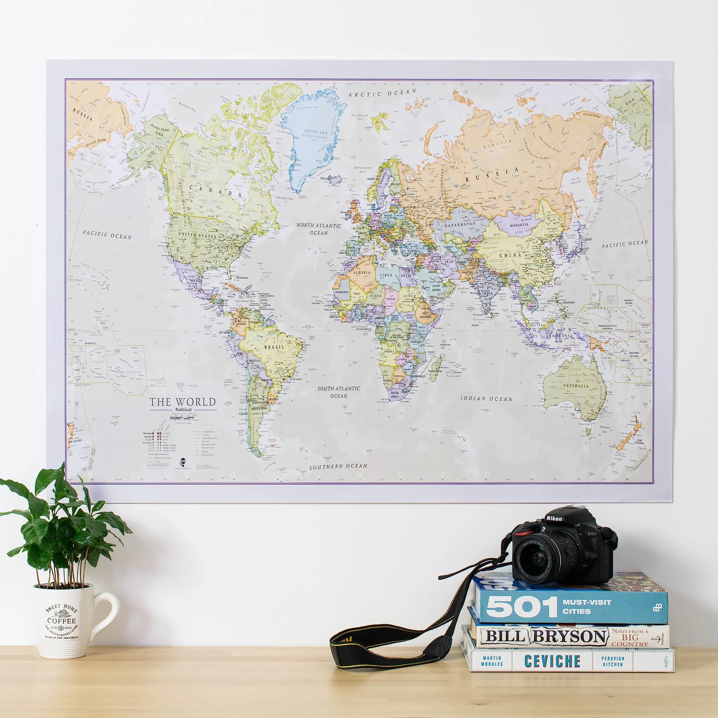 Póster del Mapa Mundi + REGALADO: Un Mapa de España y Portugal | Diseñando Mapas para 50 años | Maps International - Detalles Cartográficos |Colores clásicos