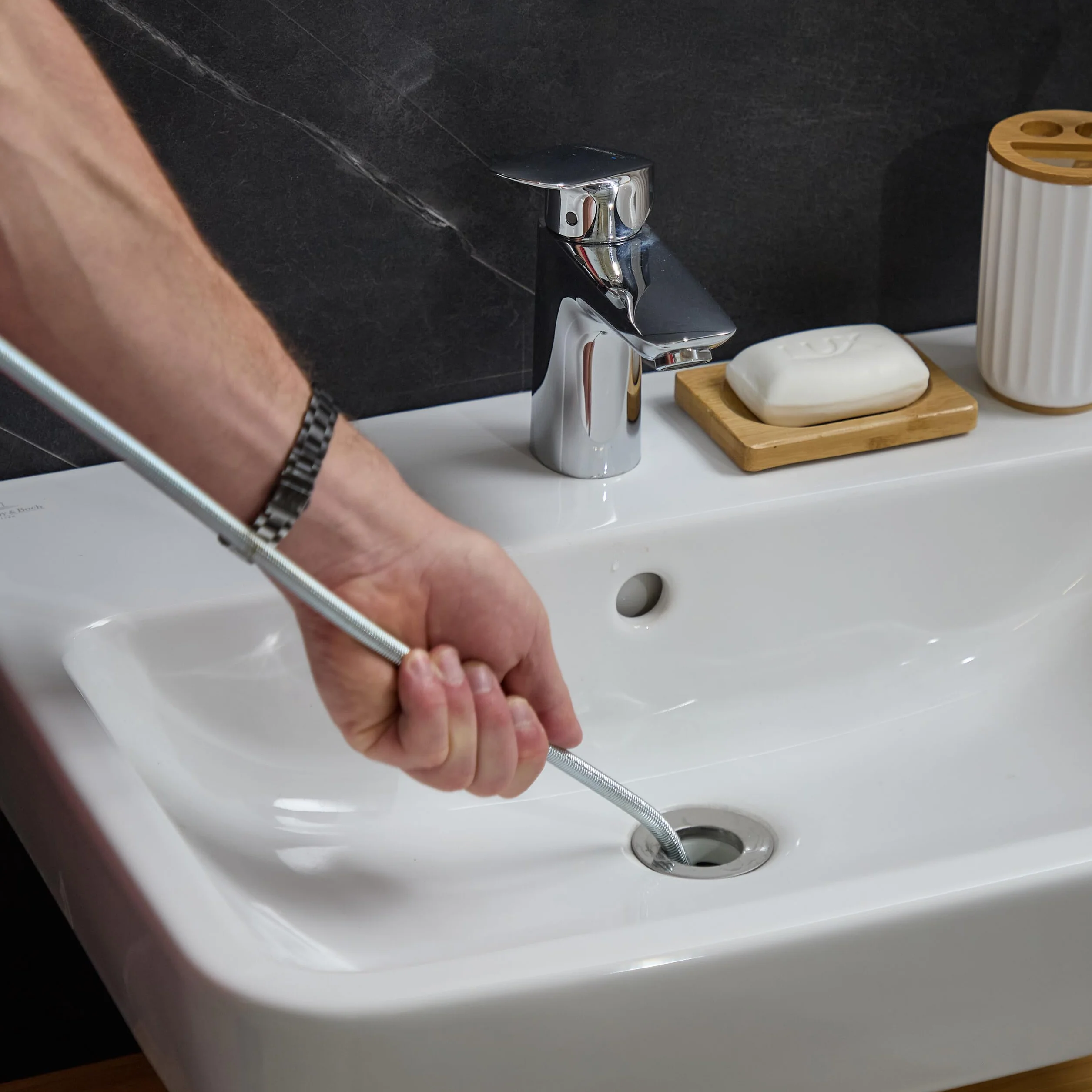 Relaxdays Desatascador de Tuberías, 15 m, para Desatascar Fregaderos, Desagües y Duchas, Espiral, Acero, Platedo y Rojo