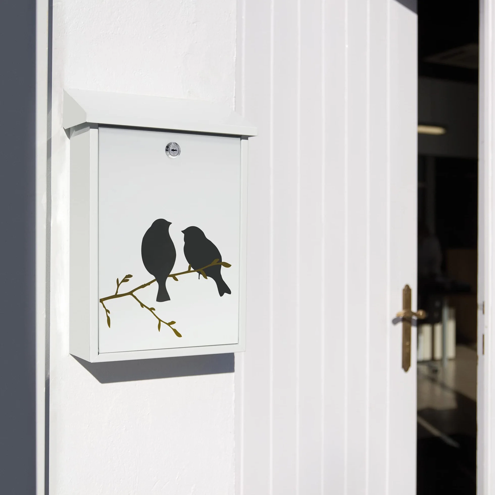 ARREGUI Premium Graphic E5601-BIR Buzón Exterior de Acero con Serigrafía Decorativa 'Birds', Tamaño M (Correo DIN A4 y Revistas), Antilluvia, Fácil de Instalar, Blanco