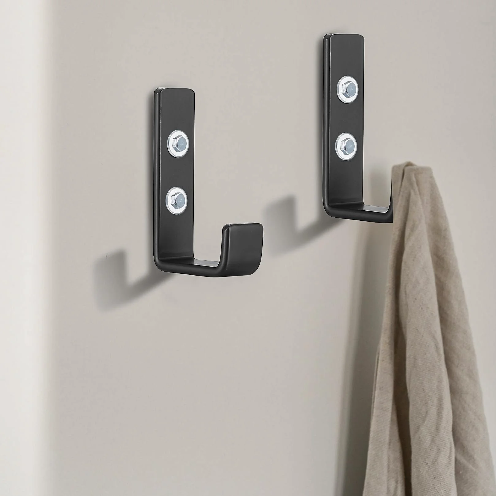 2pcs Ganchos Resistentes para Pared en Forma de J, Ganchos de Acero al carbono Negros Universales, Percheros, Ganchos para Abrigos,Soporte de Pared para Artículos Voluminosos (2) (2pcs)