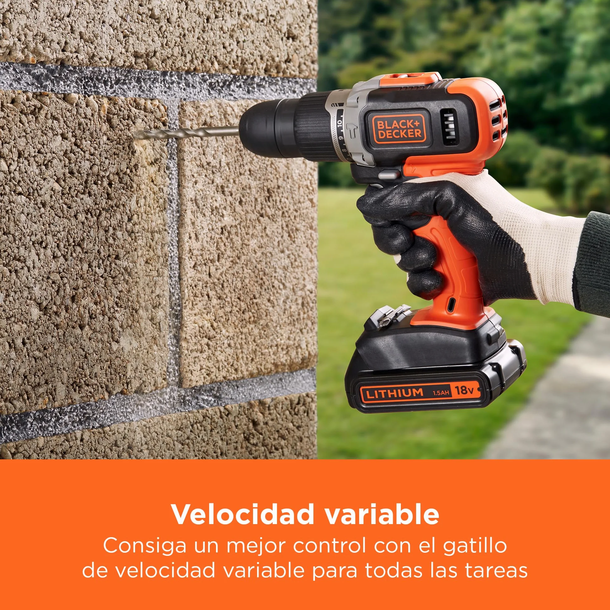 BLACK+DECKER Taladro percutor inalámbrico de 18V y 2 velocidades con dos baterías de 1,5Ah y cargador de 400mA, par de 45Nm, luz de trabajo LED y maletín, BCD003C2K-QW