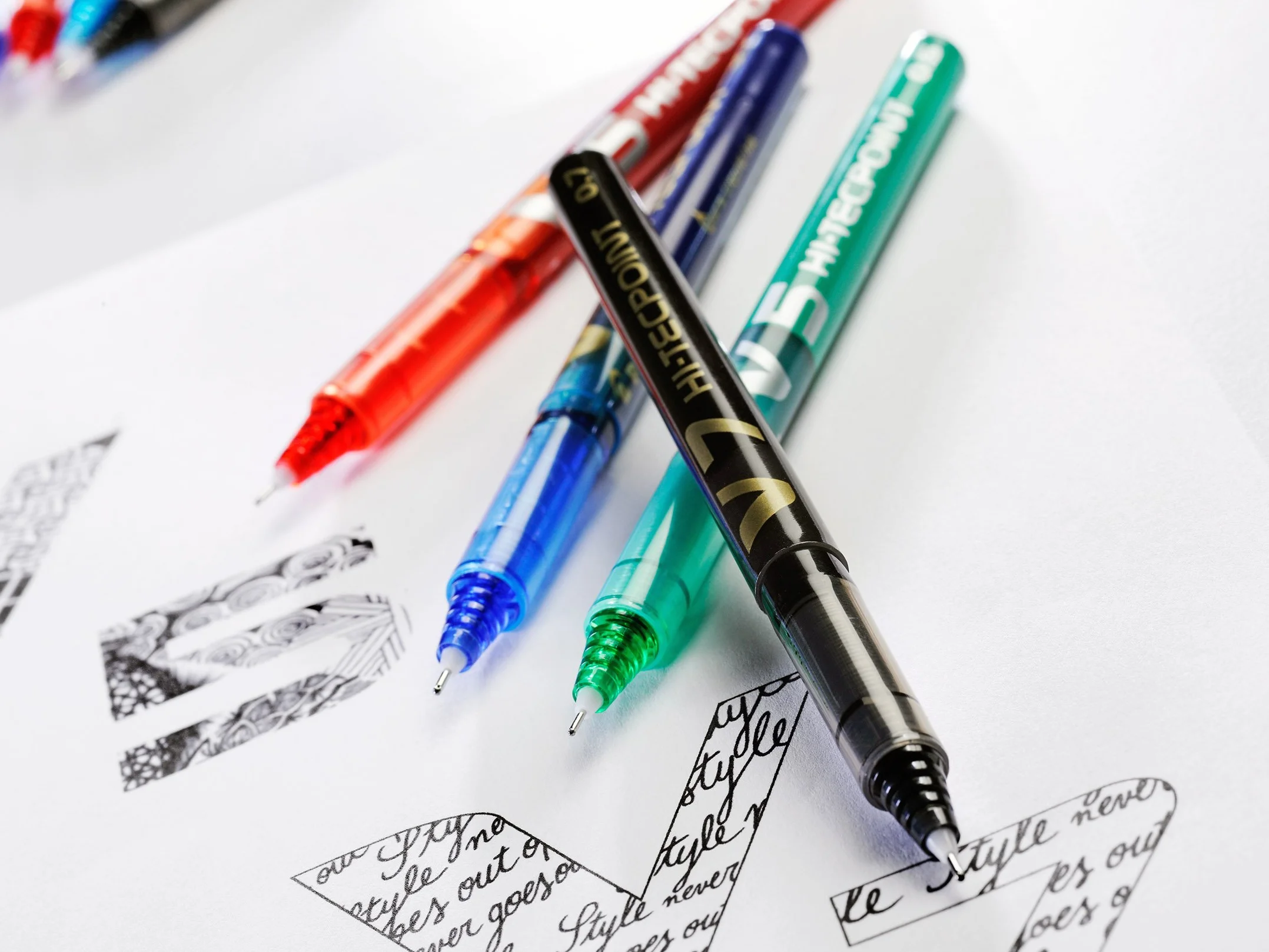 PILOT Caja de 4 V5 Bolígrafos Roller Tinta Líquida Punta de Aguja Fina 0,5mm Azul