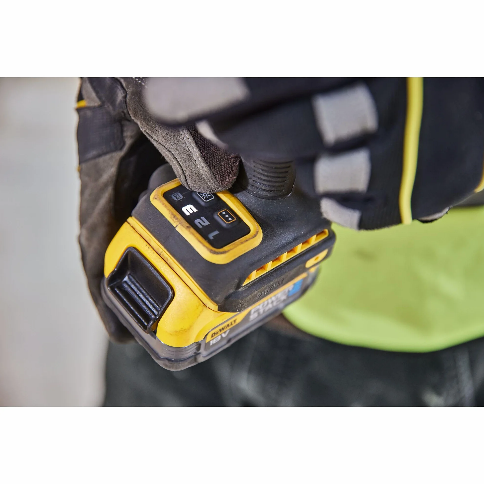 DEWALT DCF860N-XJ - Atornillador de Impacto Premium sin Escobillas 18V XR, No incluye ni Batería ni Cargador