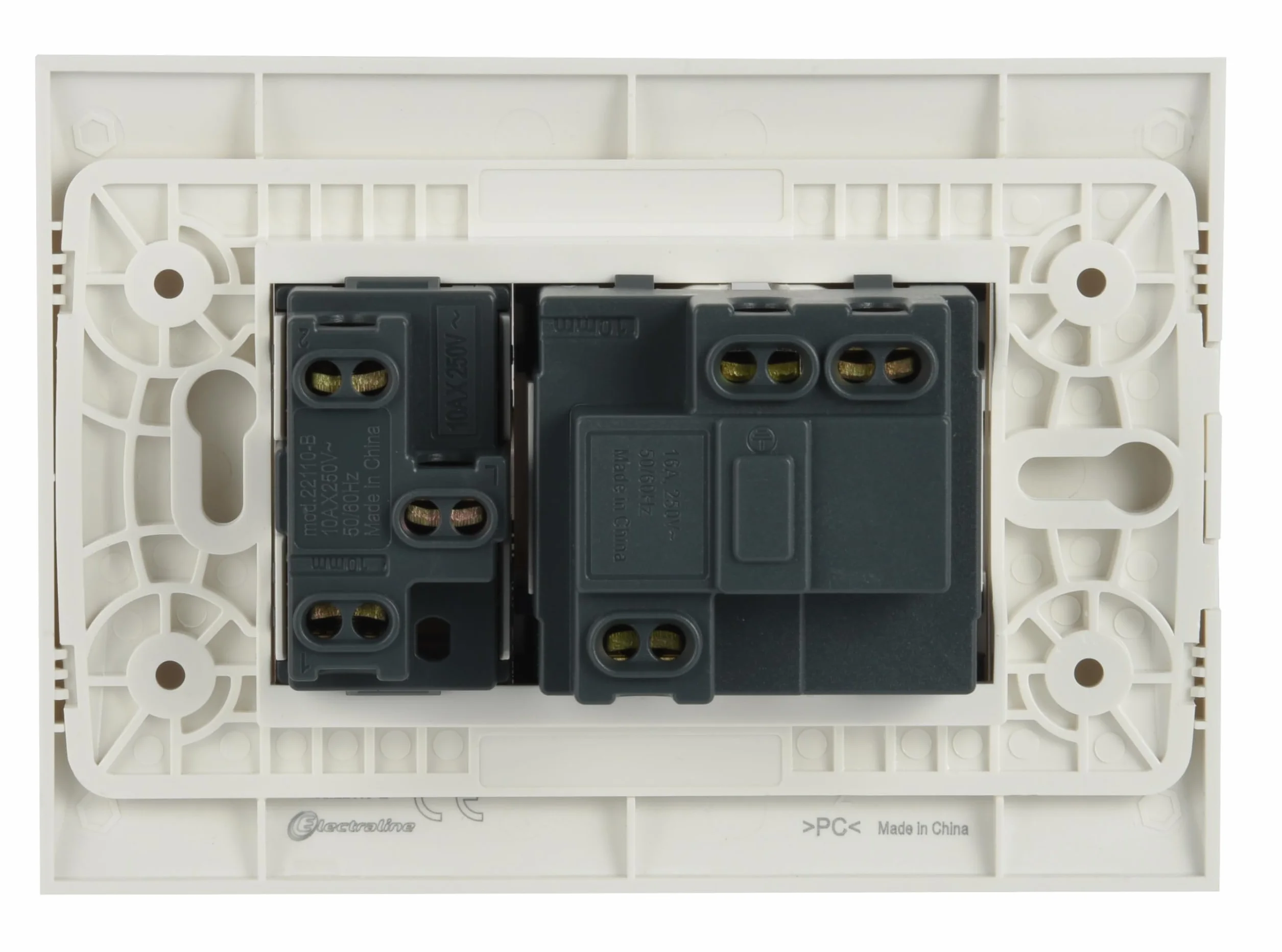 Electraline 22120 Bloque de toma universal + desviador con placa/juego placa premontada 1 toma universal P40 16 A + 1 desviador 10 A, dos tornillos de montaje, blanco