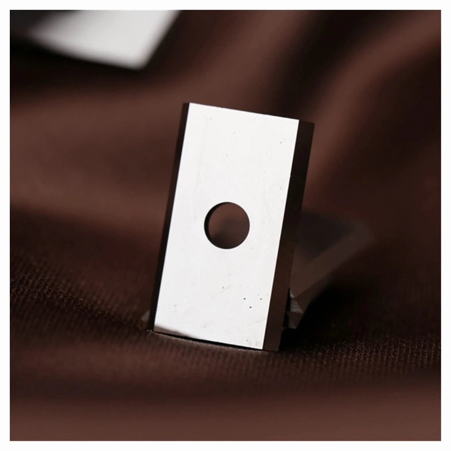 Tipo de swing tipo multifunción 10 Herramientas de cuchilla de carburo sólido rectangulares de 20 mm (20 mmx12mmx1.5mm) con 2 orificios y 4 cuchillas para herramientas de torneado en madera áspera