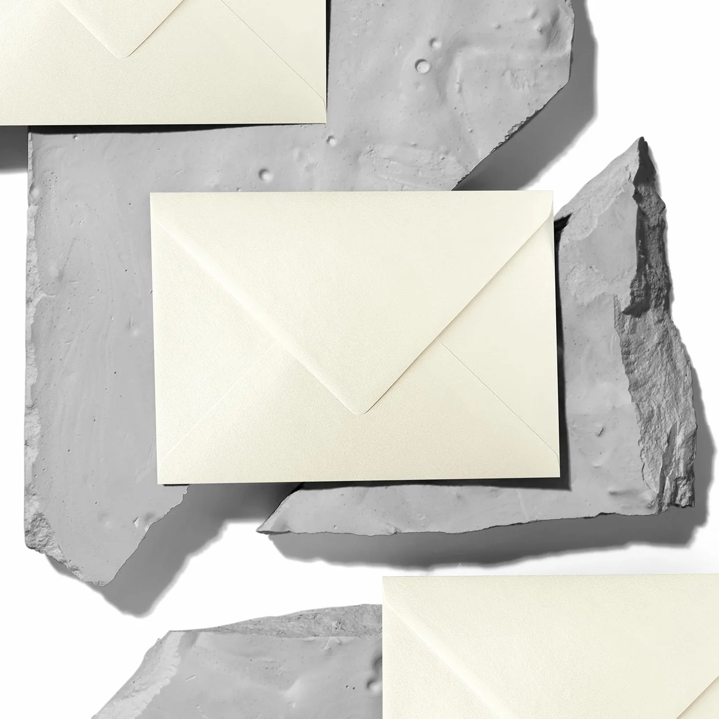 Netuno sobres C5 162x229 mm 120g crema perlado solapa pico engomada elegantes tarjetas felicitación invitaciones bodas A5