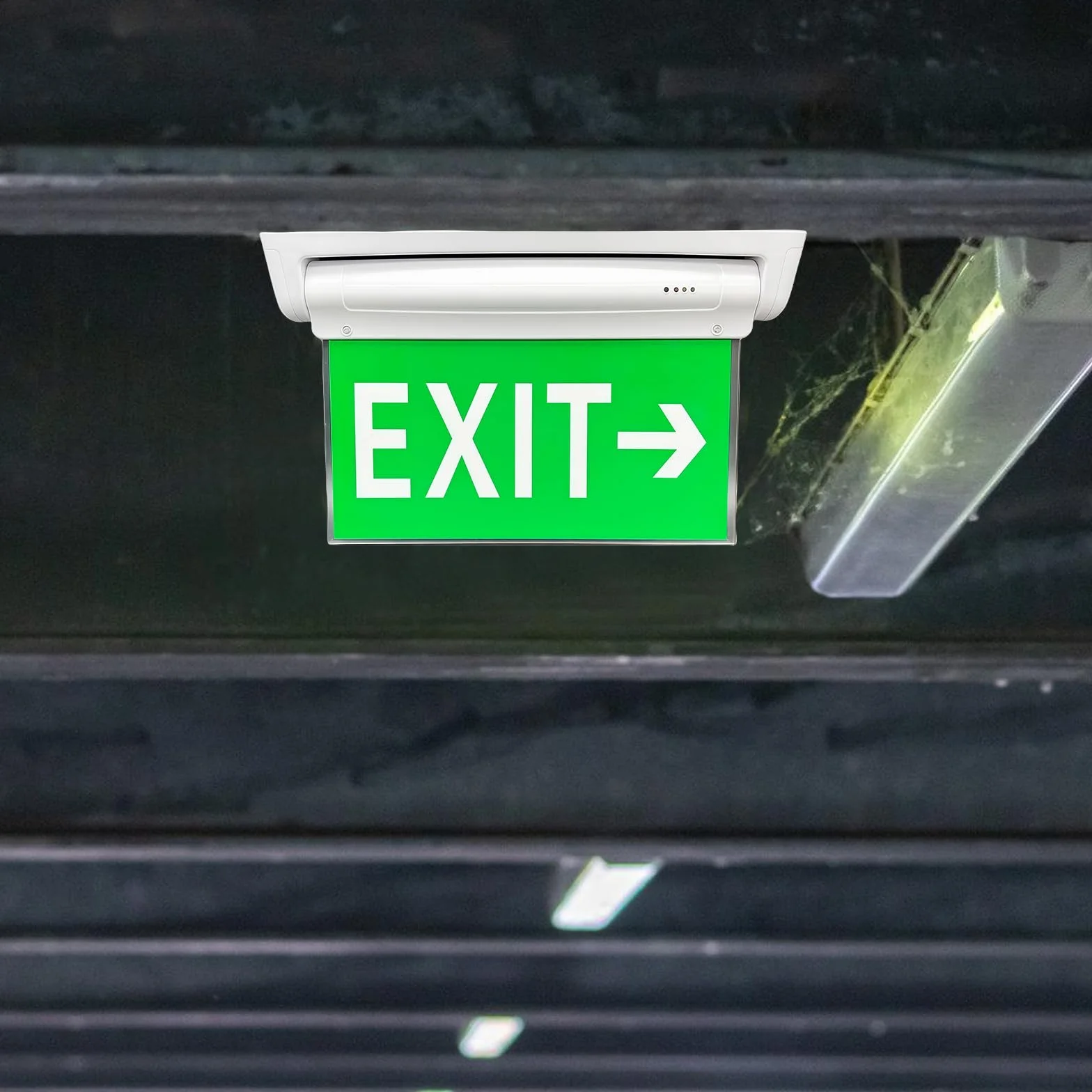 Iluminación LED de emergencia doble cara 3h batería IP30 6 pictogramas intercambiables