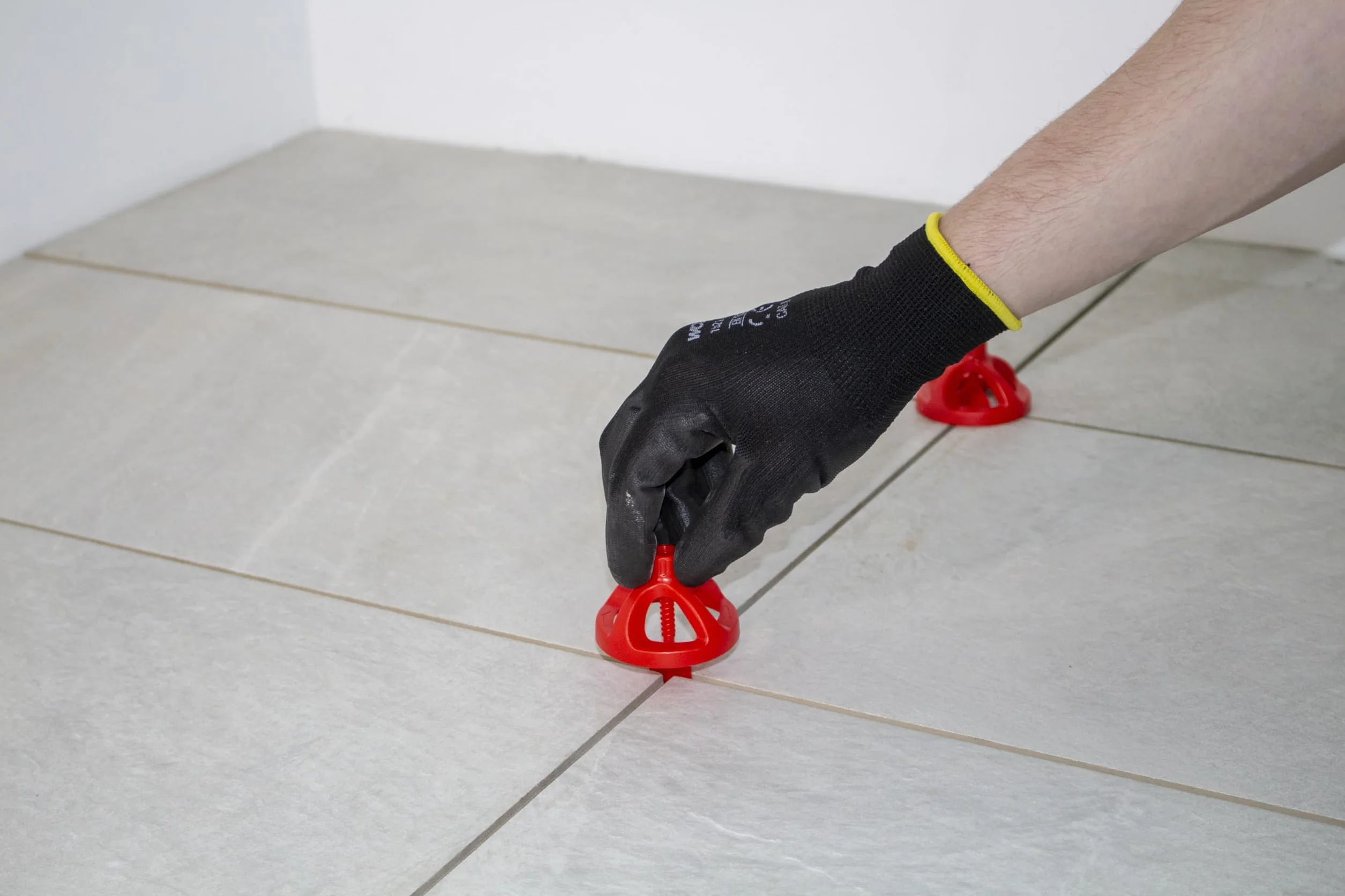 BASE PLANA 3 MM CYCLONE L.S. (B-300)