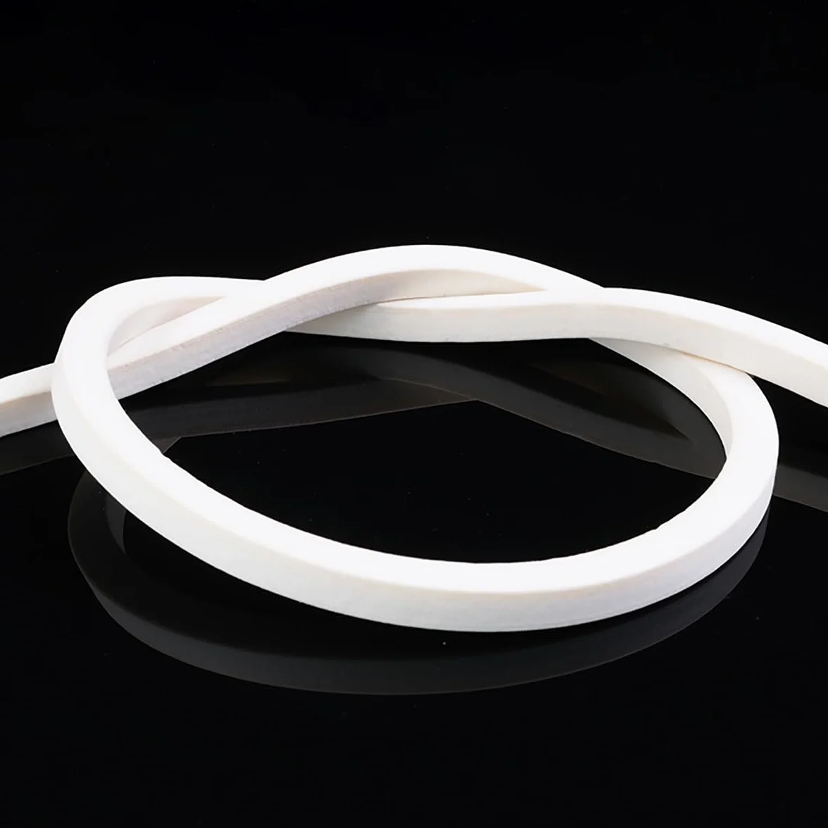 Tira de sellado de espuma de silicona, Tamaños múltiples de la tira blanca del lacre esponja silicón for las puertas Windows(10x15mm,5M)